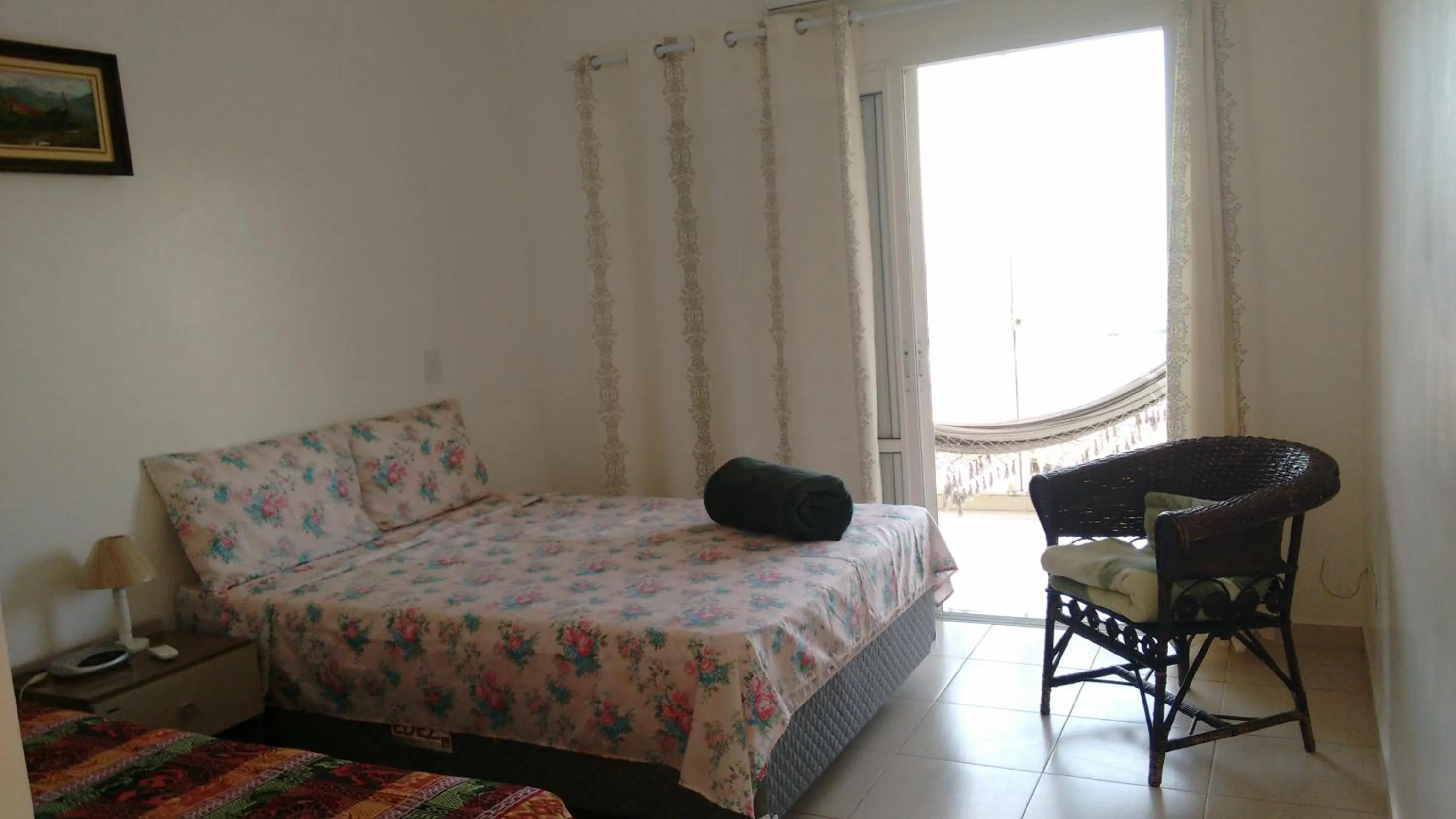 Photo of the whole room, Bed in CASA - FRENTE PARA O MAR