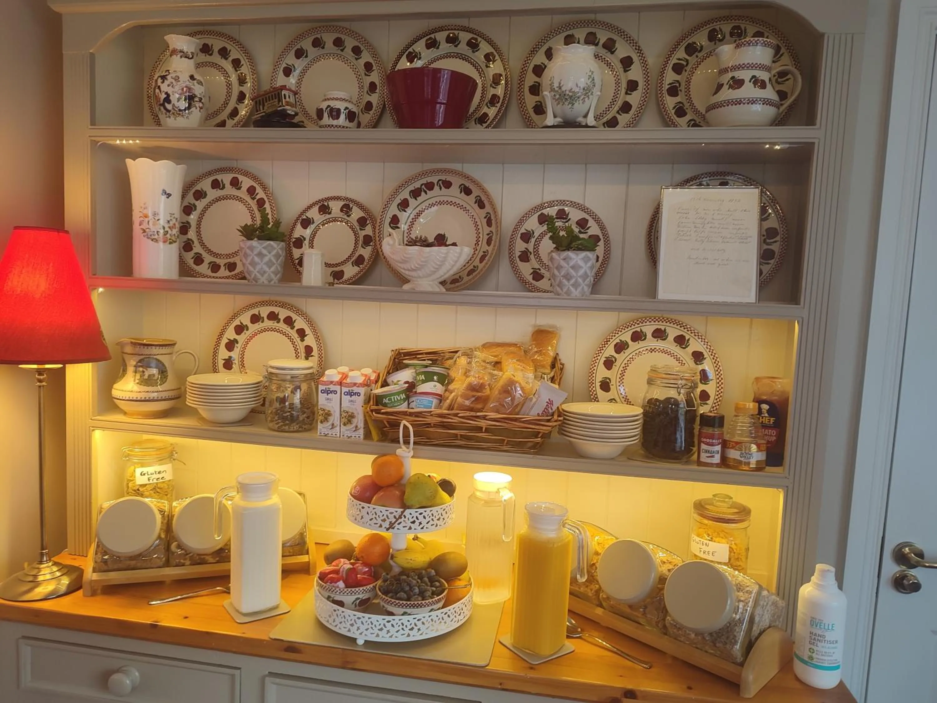 Breakfast in Shannonside House N37HF67