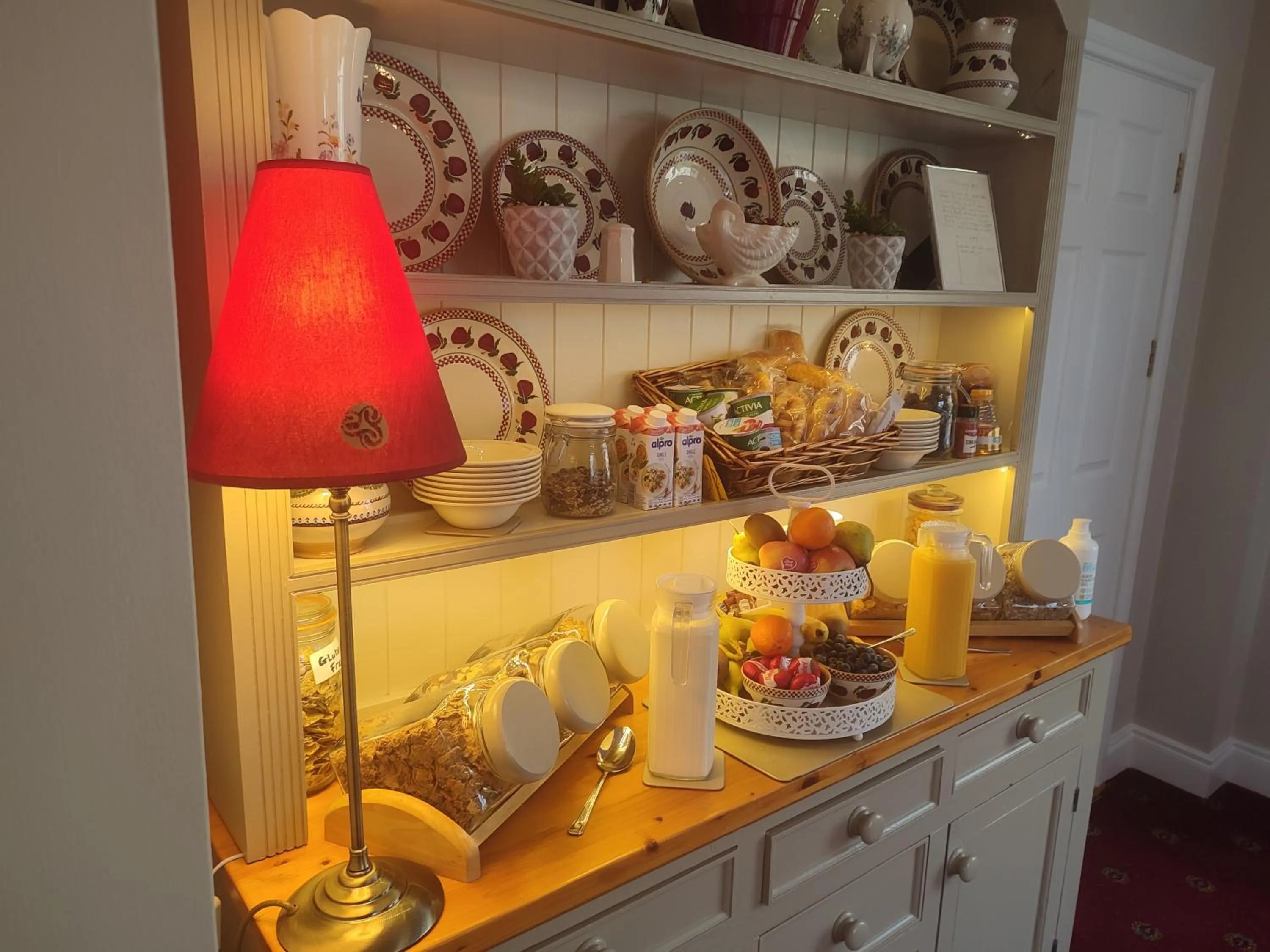 Breakfast in Shannonside House N37HF67