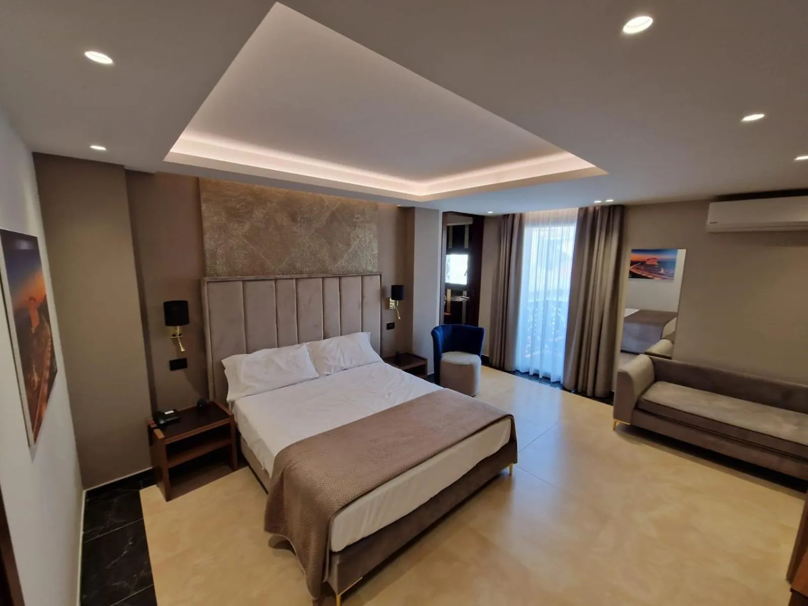Bed in Beatus Suites And Rooms B&B