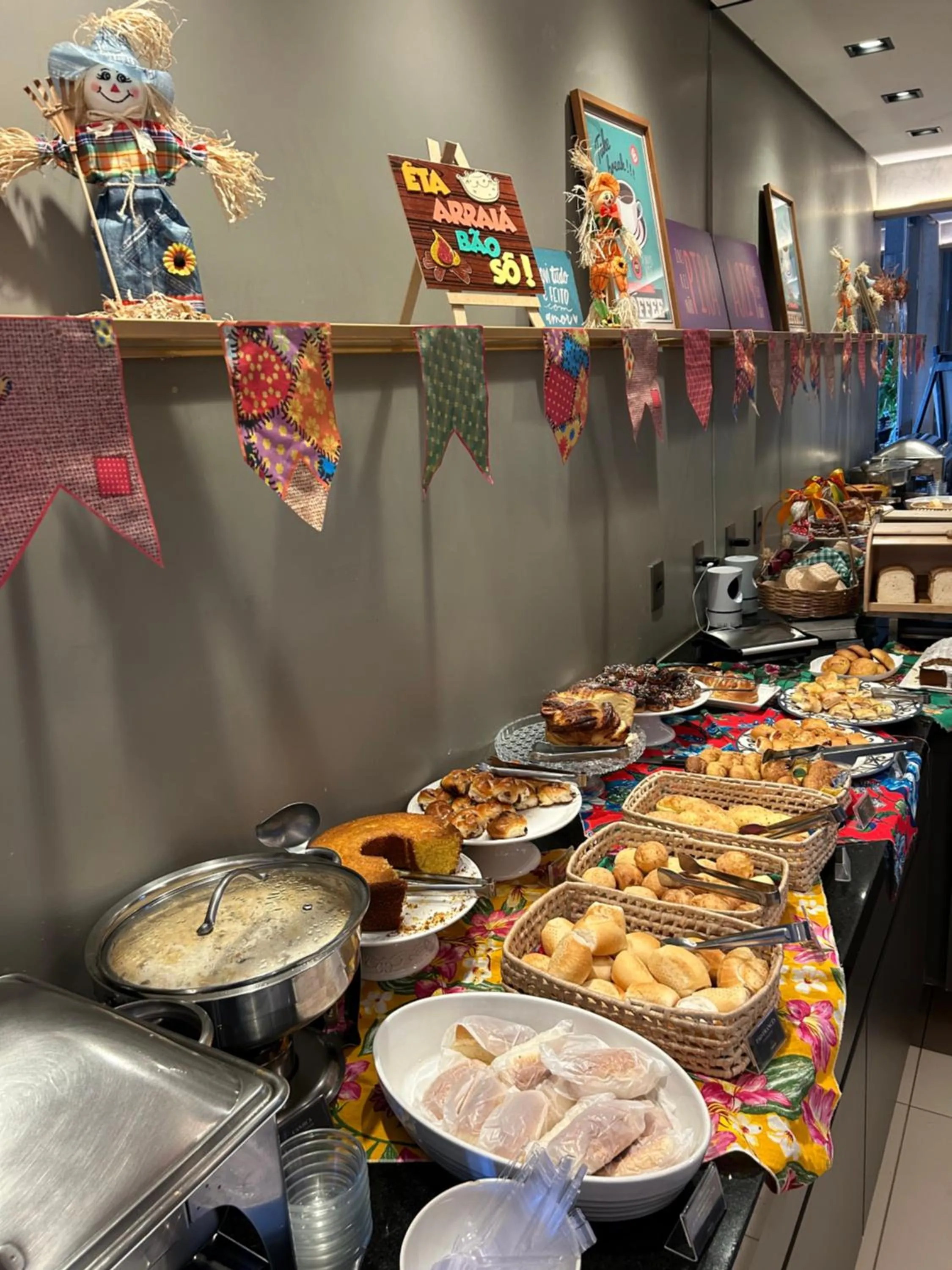 Food and drinks in Hotel Parati Minas