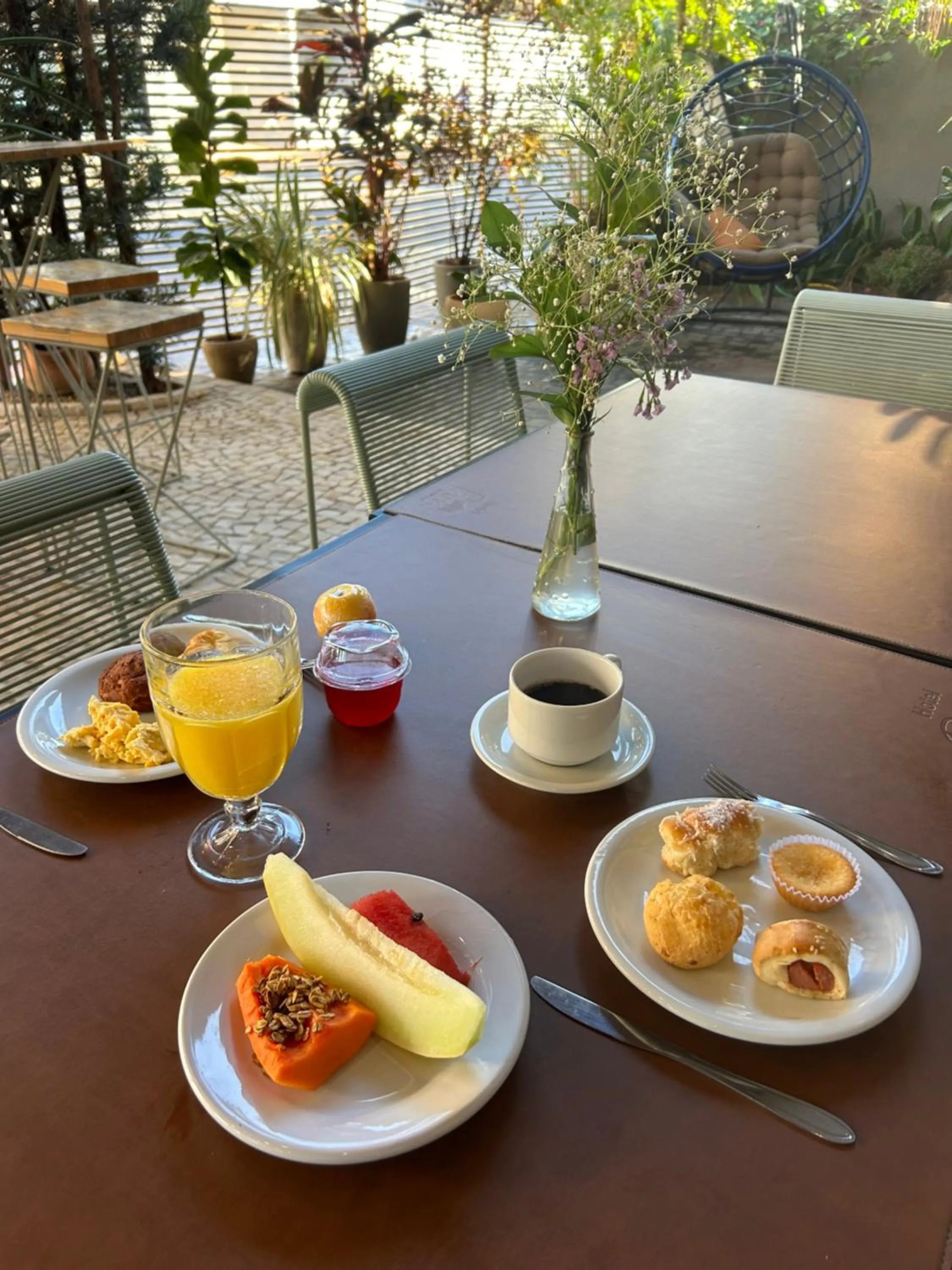 Restaurant/places to eat in Hotel Parati Minas