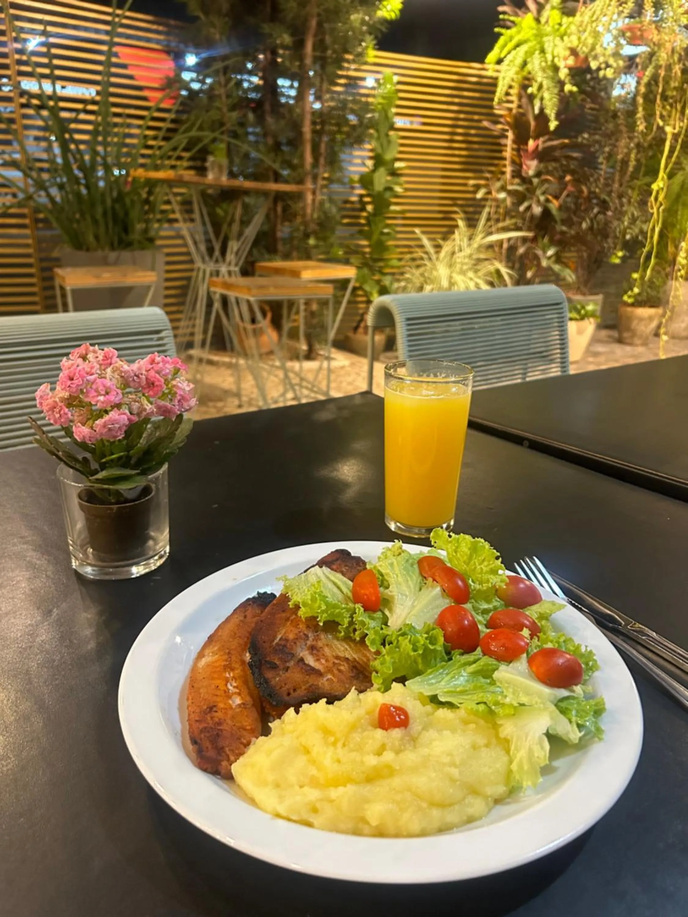 Food and drinks in Hotel Parati Minas