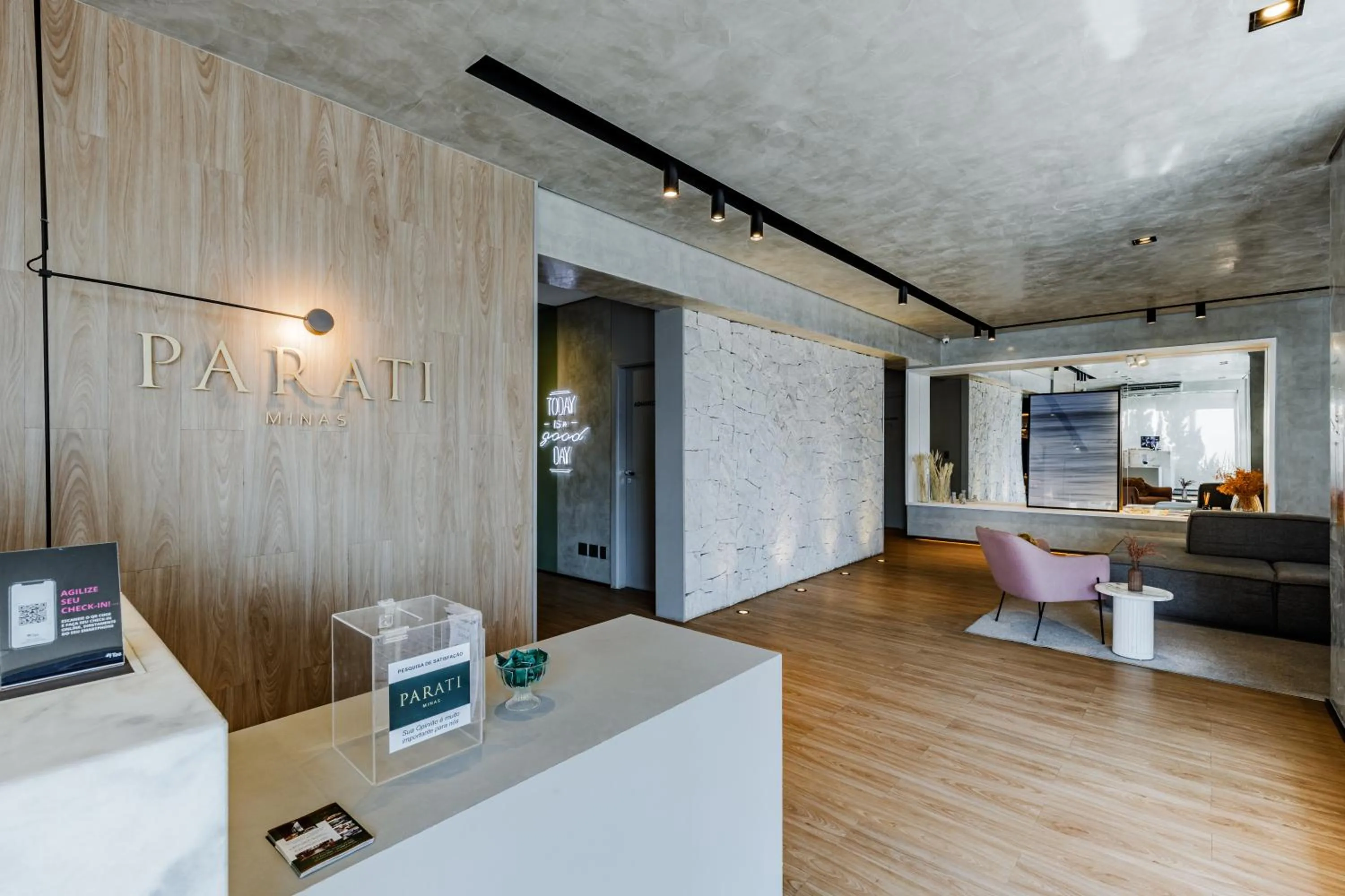 Lobby or reception in Hotel Parati Minas
