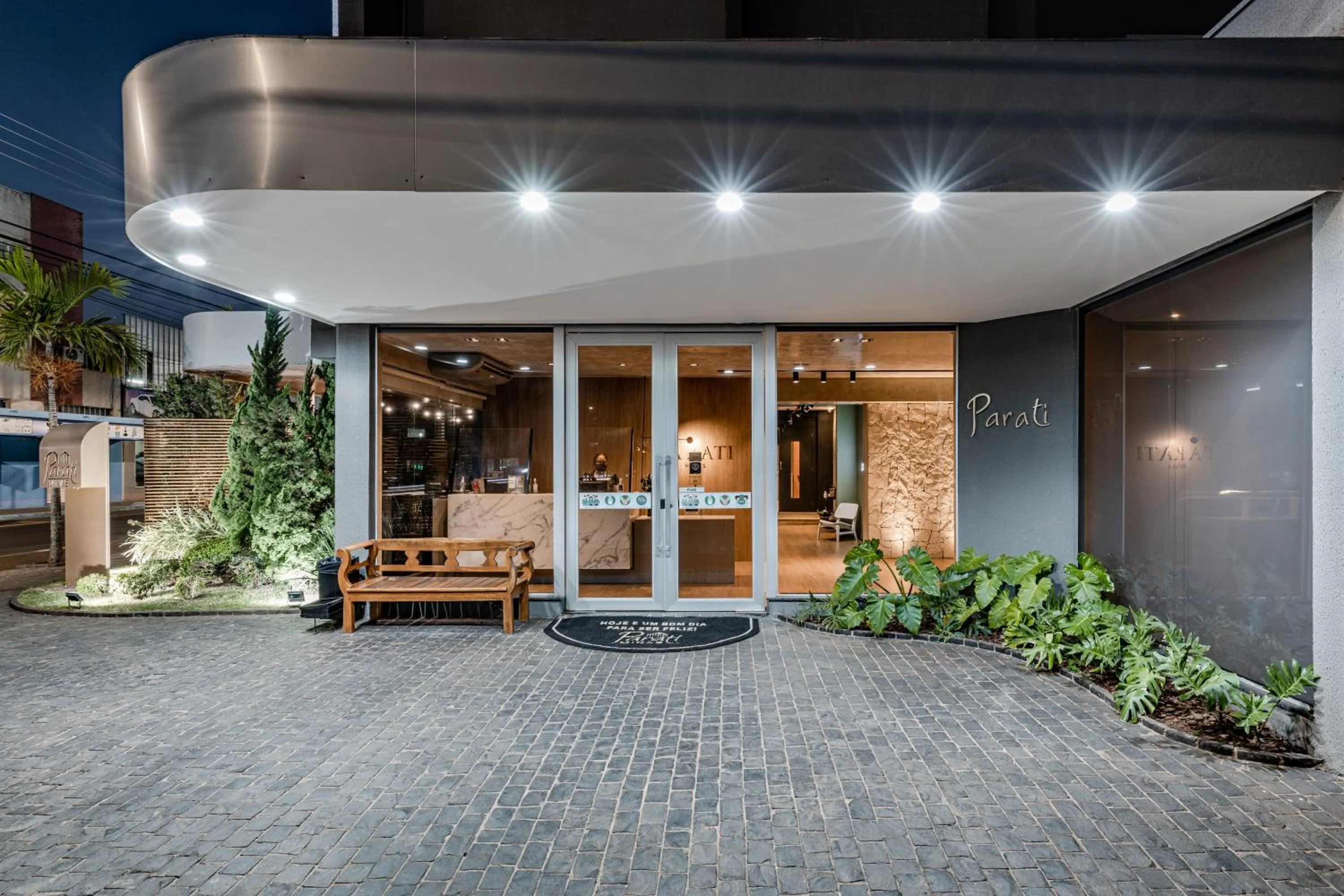 Facade/entrance in Hotel Parati Minas