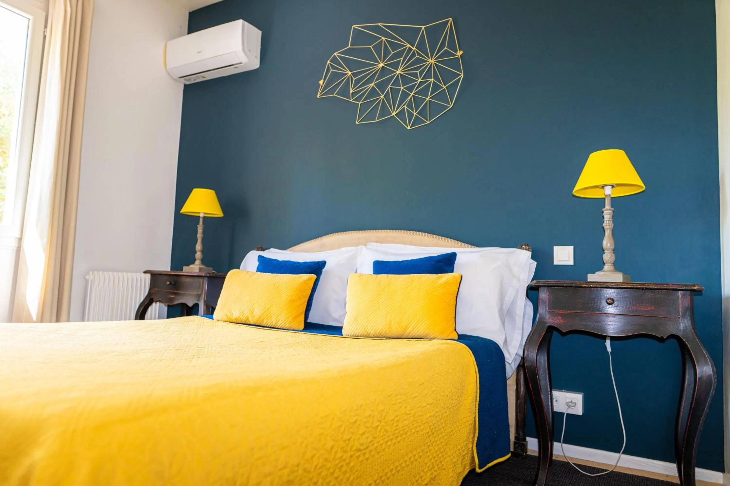 Bedroom, Bed in Hotel Les Oliviers