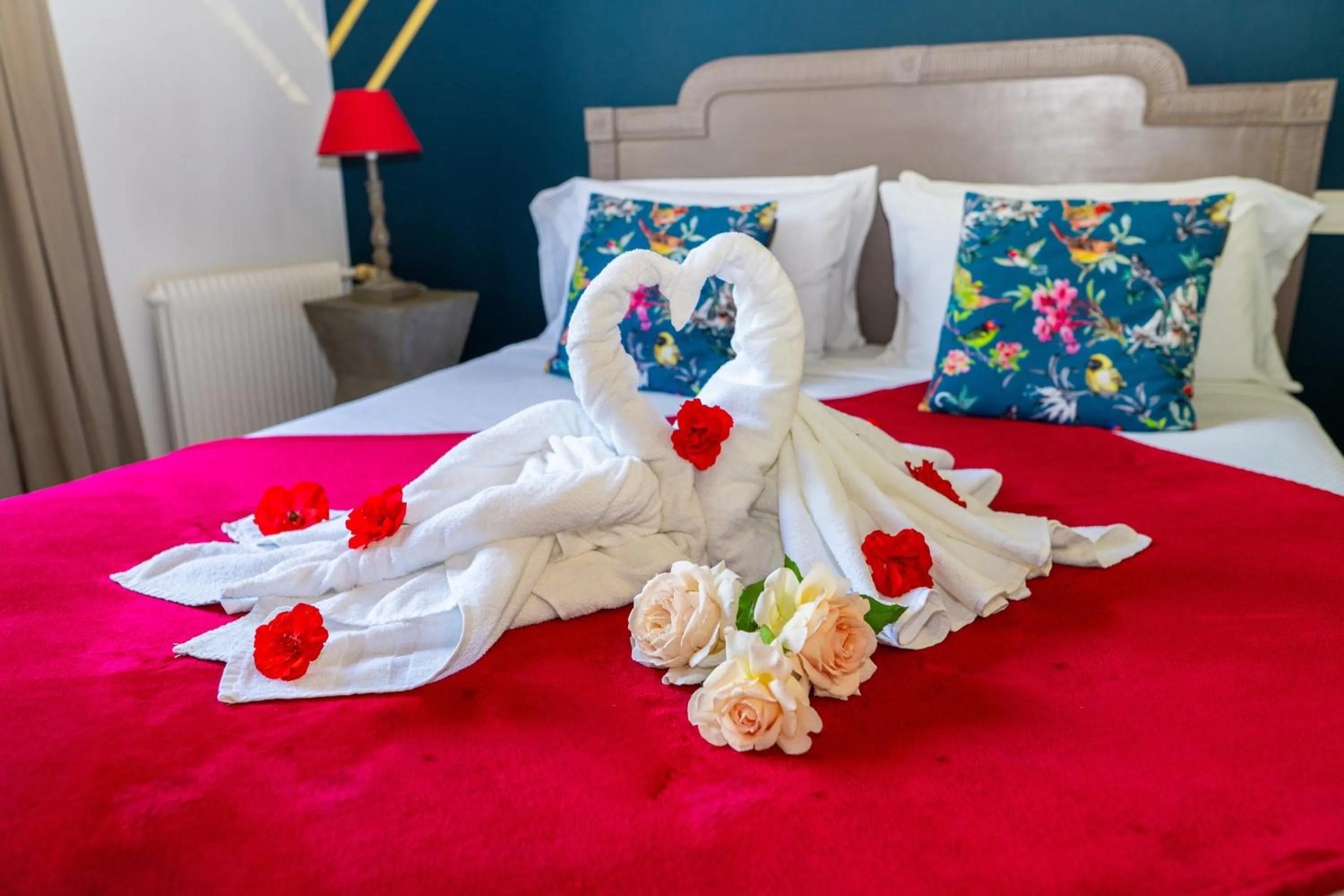 Decorative detail, Bed in Hotel Les Oliviers