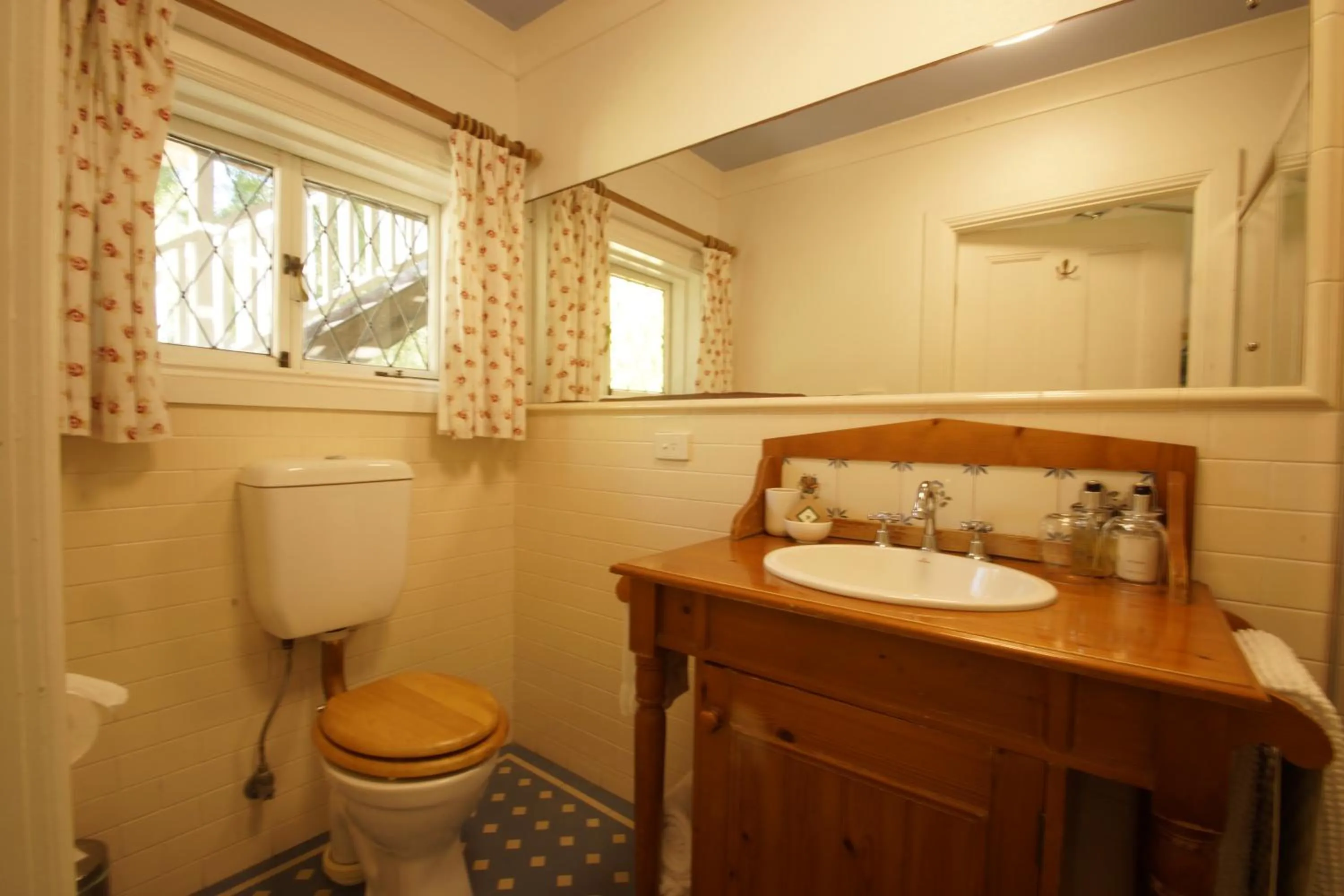 Bathroom in The Carriages Boutique Hotel and Vineyard