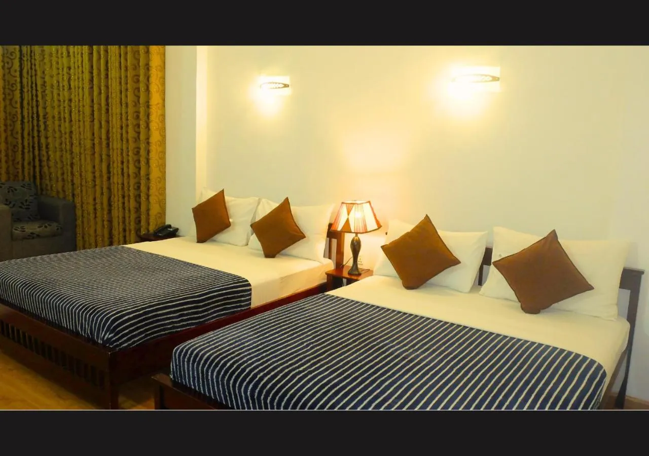 Bedroom, Bed in Slightly Chilled