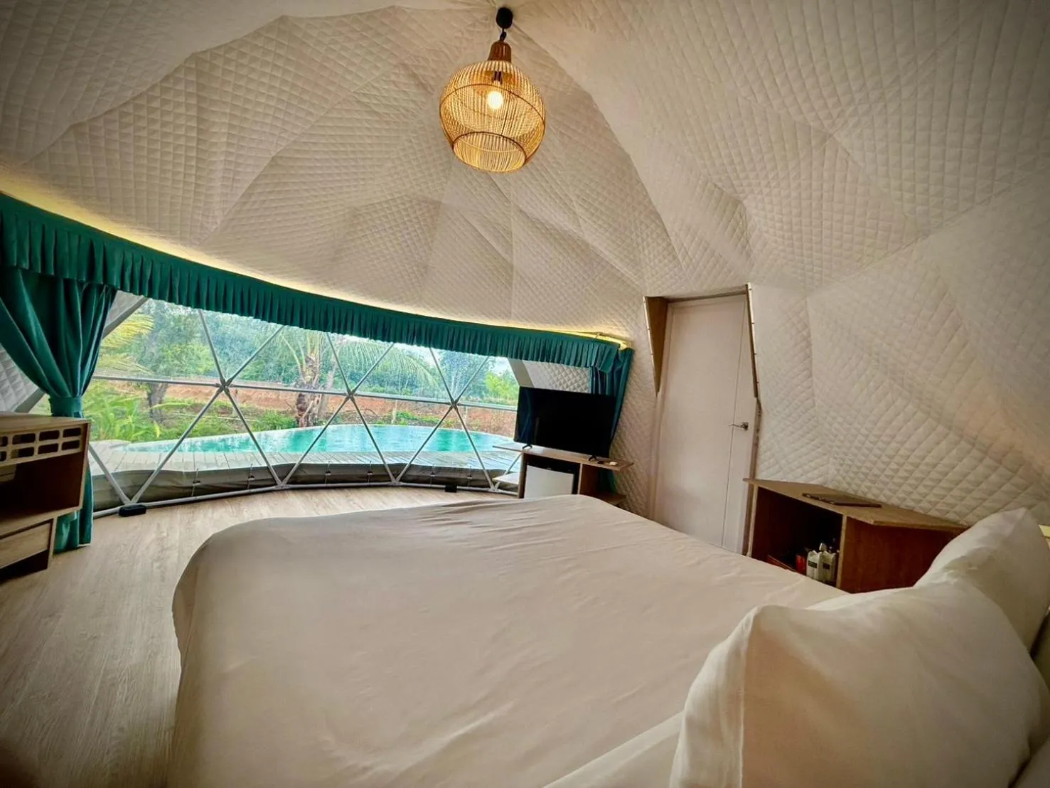 Bed in Awana Villa Resort Yaonoi - SHA Extra Plus