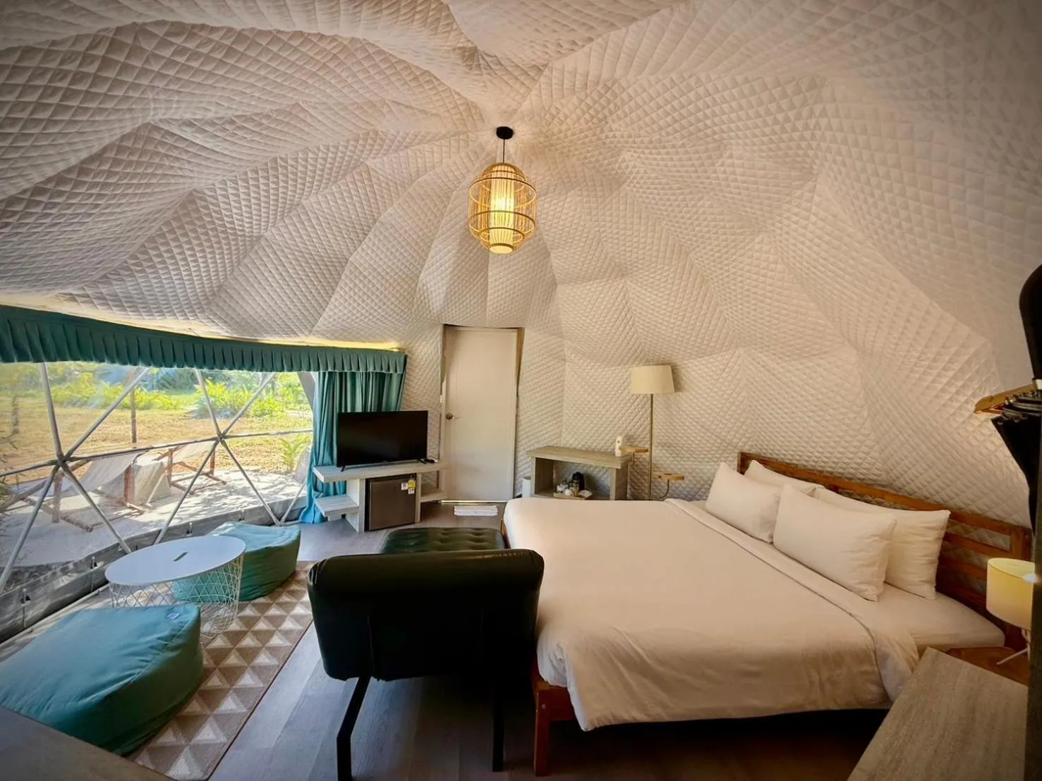 Bed in Awana Villa Resort Yaonoi - SHA Extra Plus