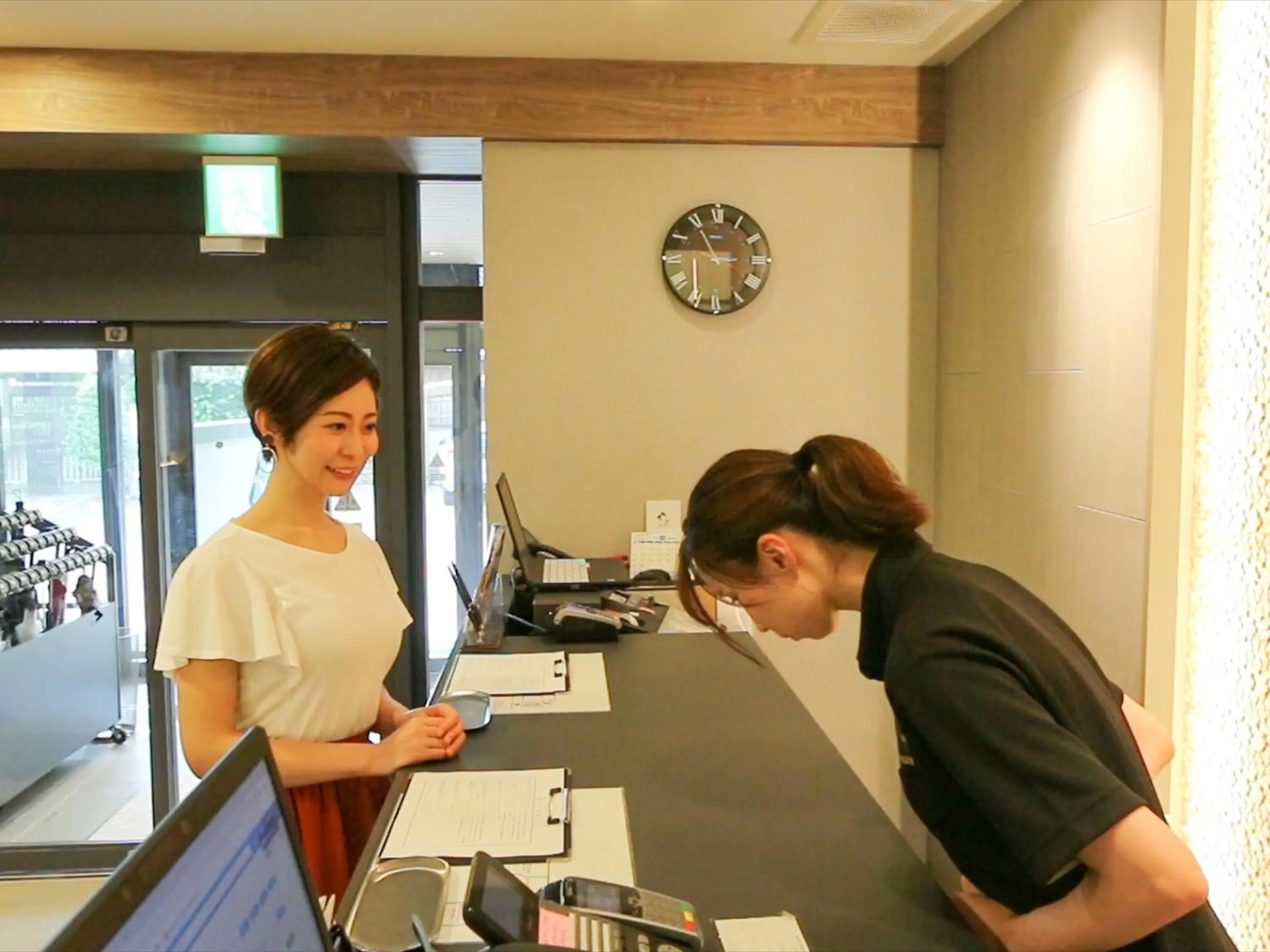 People in LEO YU Capsule Hotel Nishifunabashi