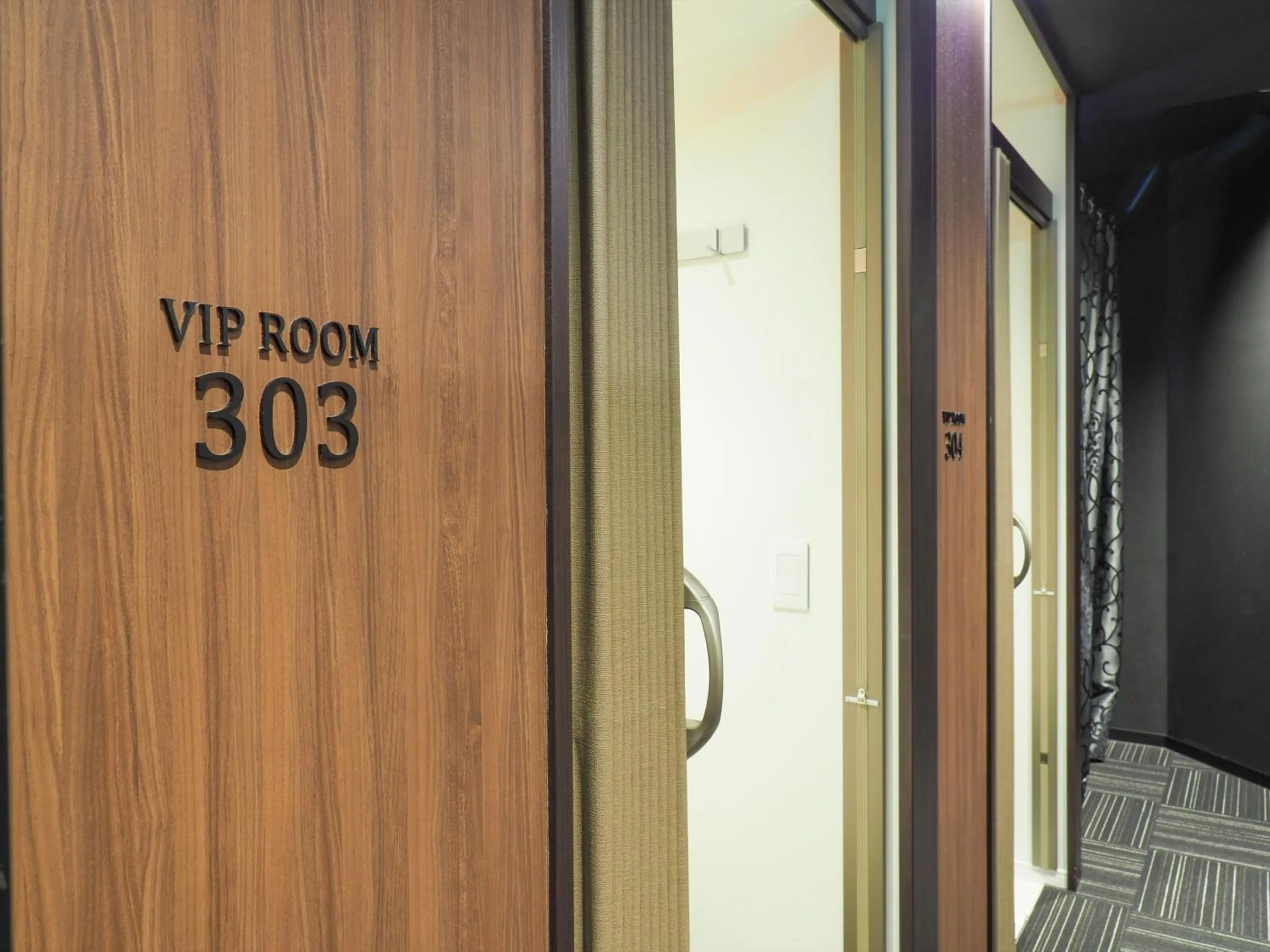 Bedroom in LEO YU Capsule Hotel Nishifunabashi