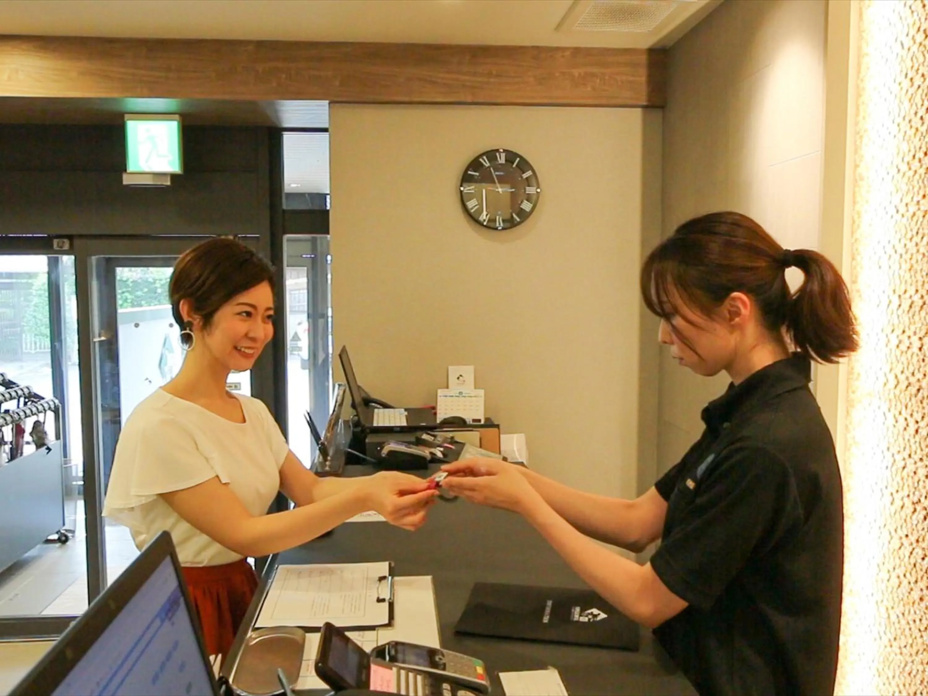 People in LEO YU Capsule Hotel Nishifunabashi