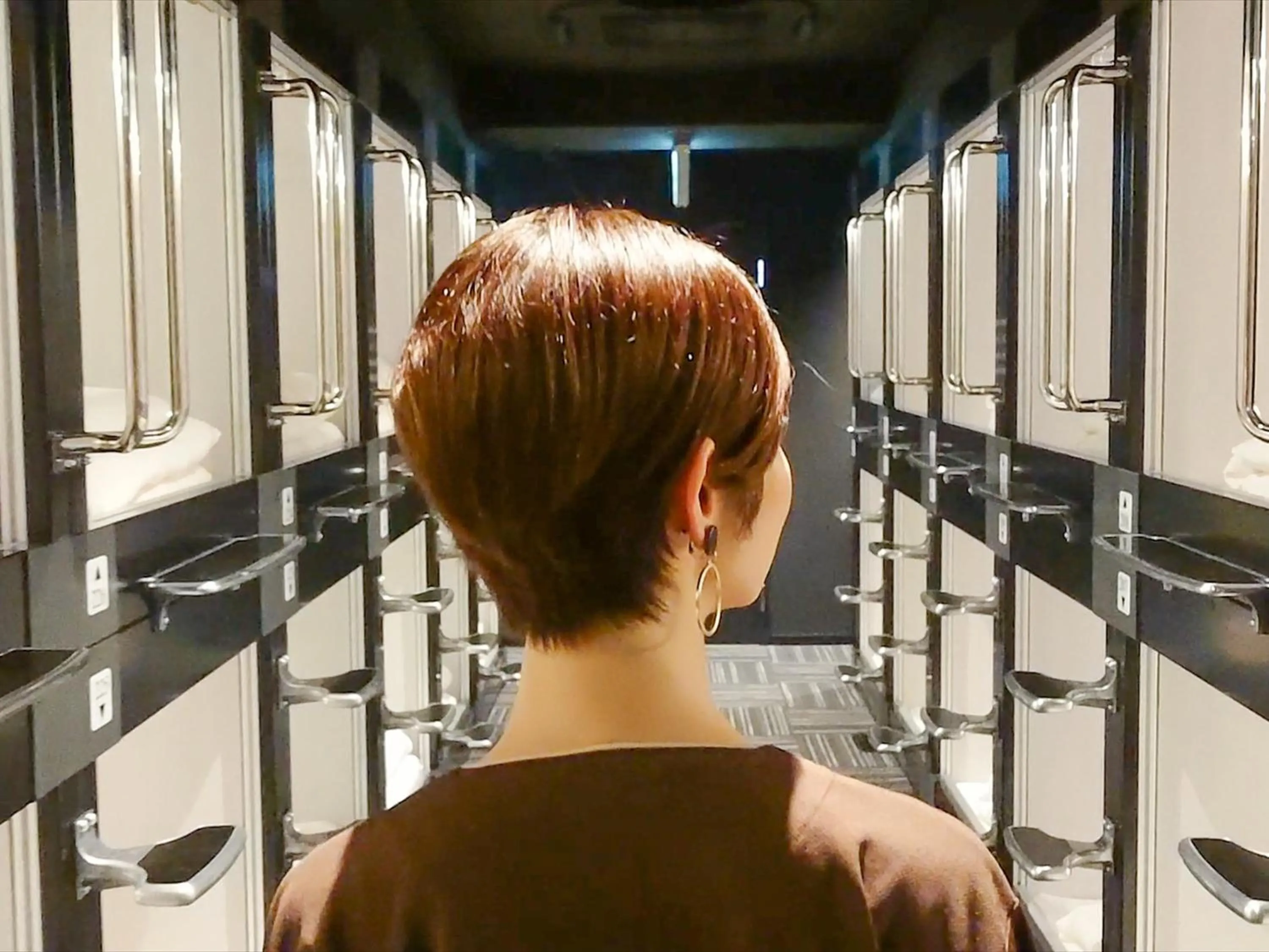 People in LEO YU Capsule Hotel Nishifunabashi