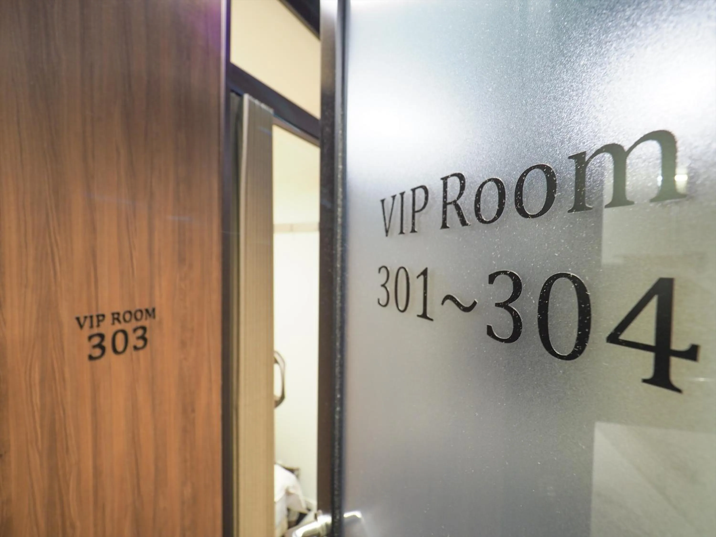 Bedroom in LEO YU Capsule Hotel Nishifunabashi
