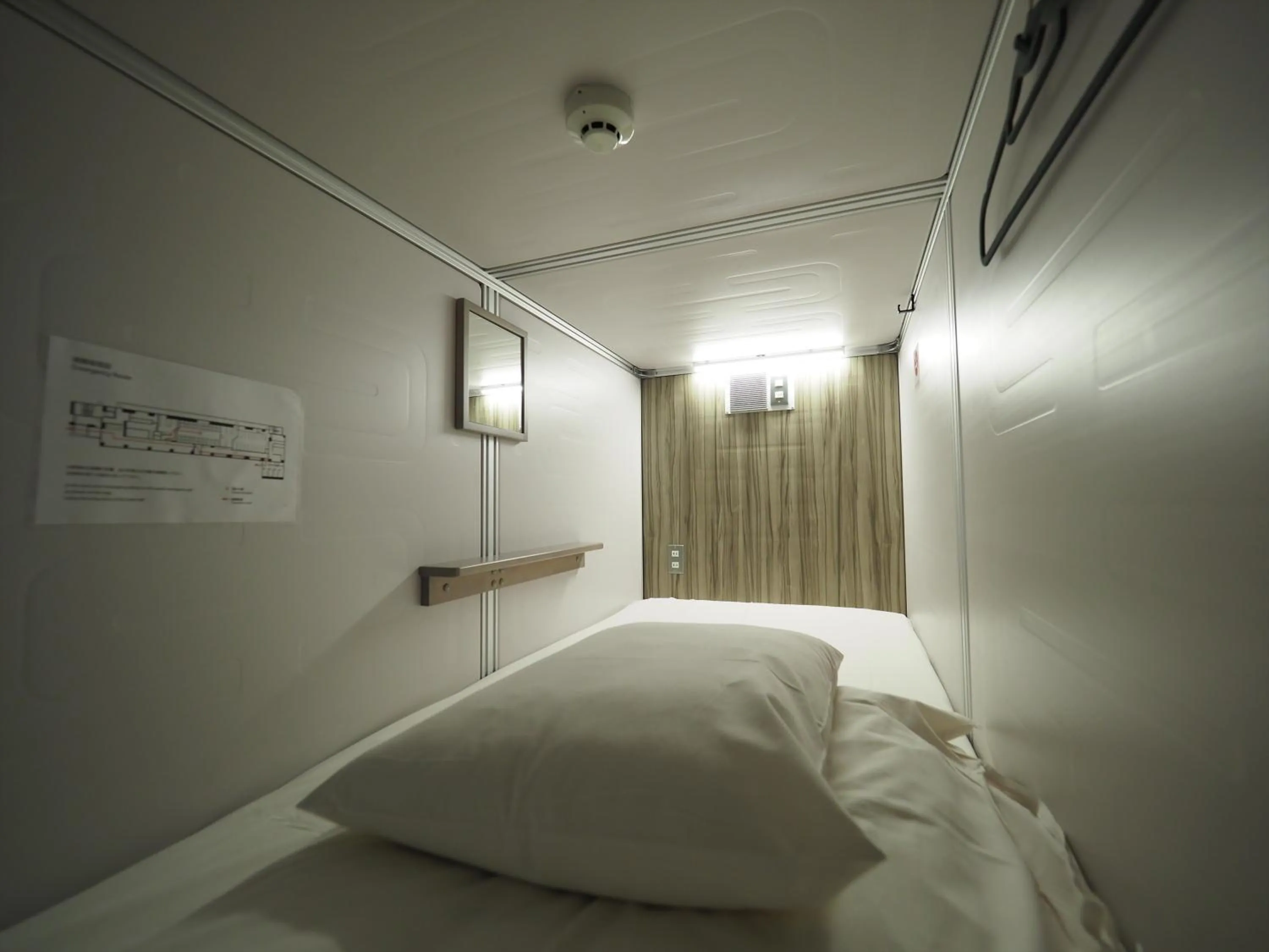 Photo of the whole room, Bed in LEO YU Capsule Hotel Nishifunabashi