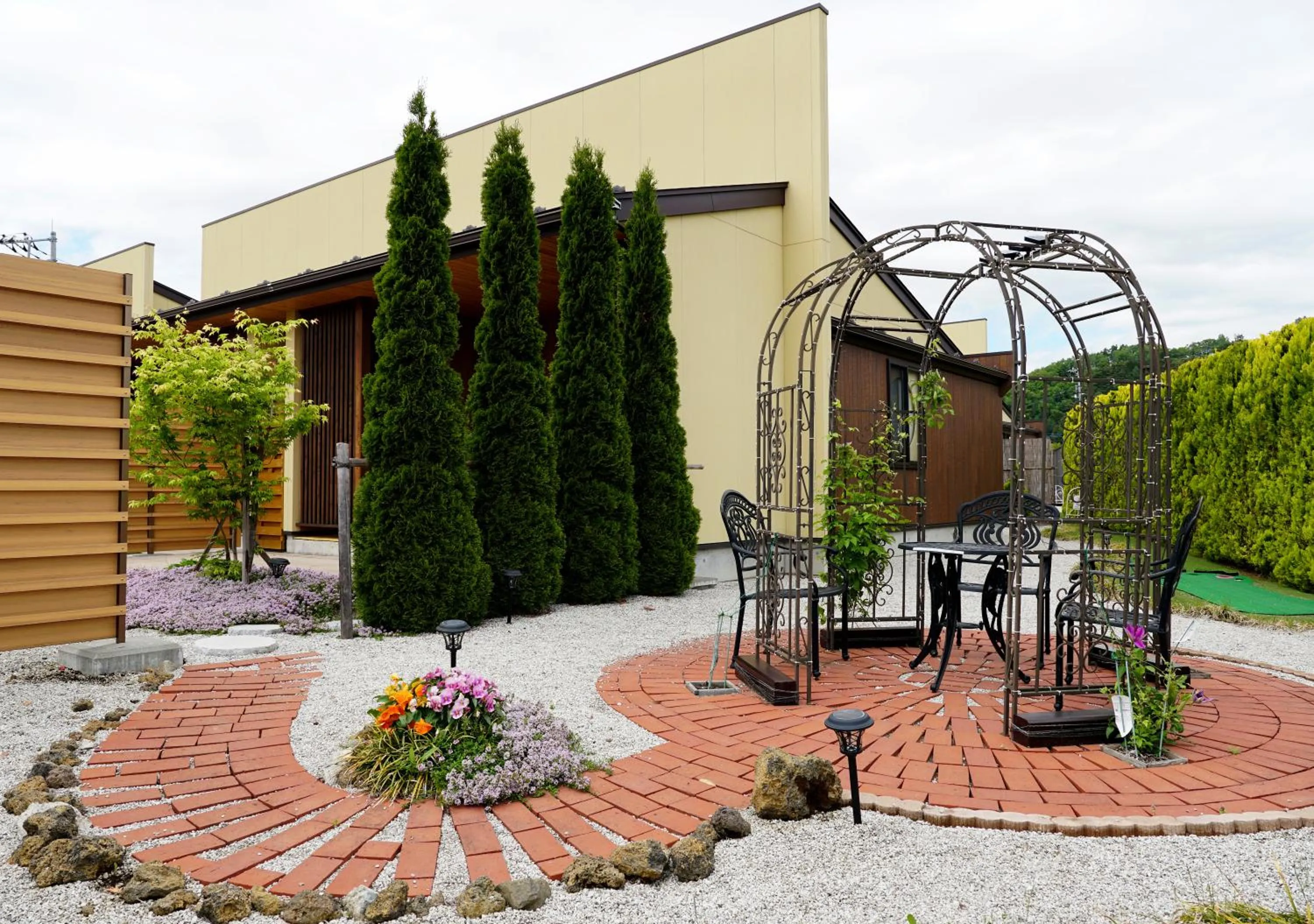 Spring in Hananoyado Yumefuji