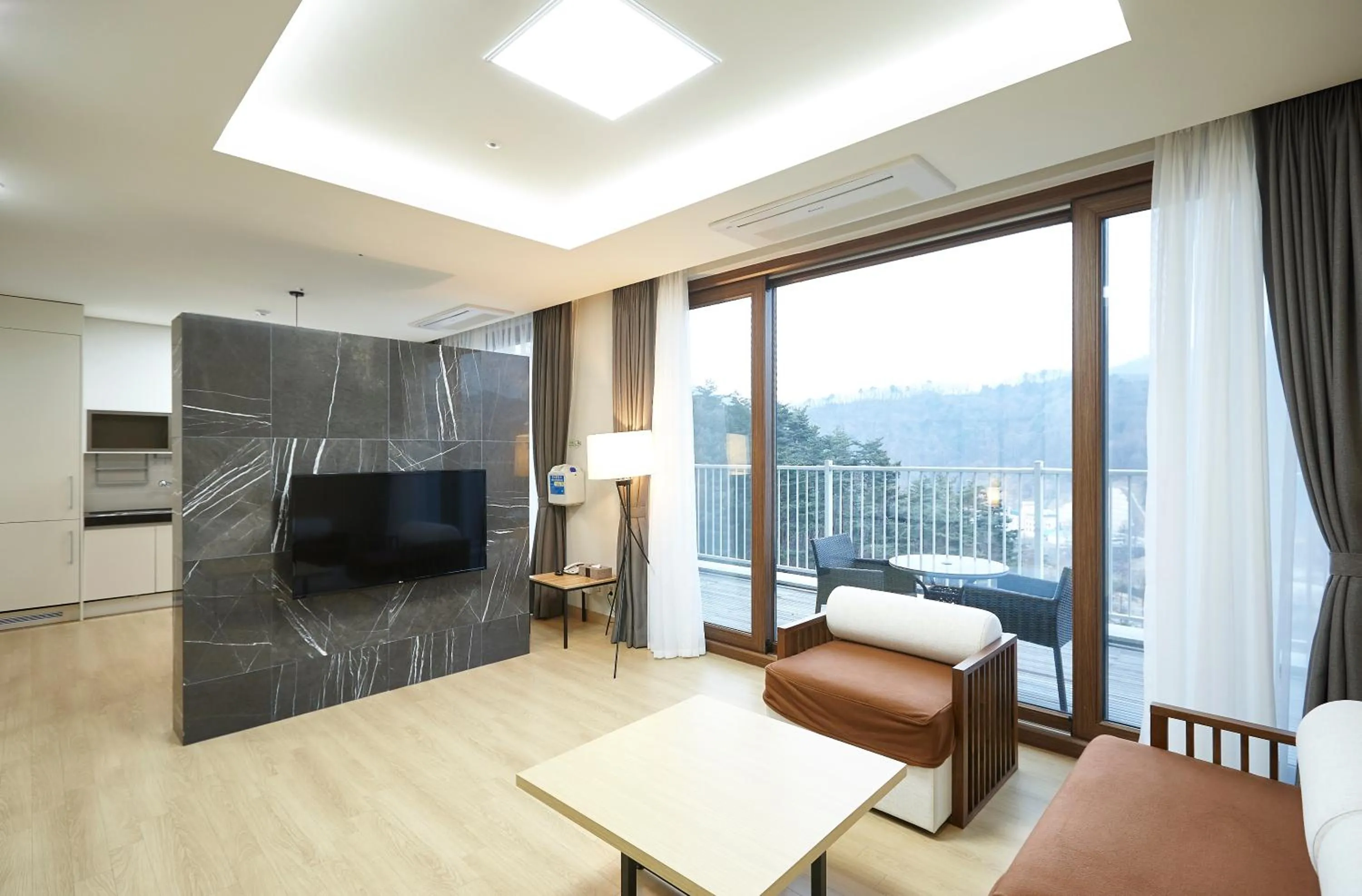 Pyeongchang The White Hotel