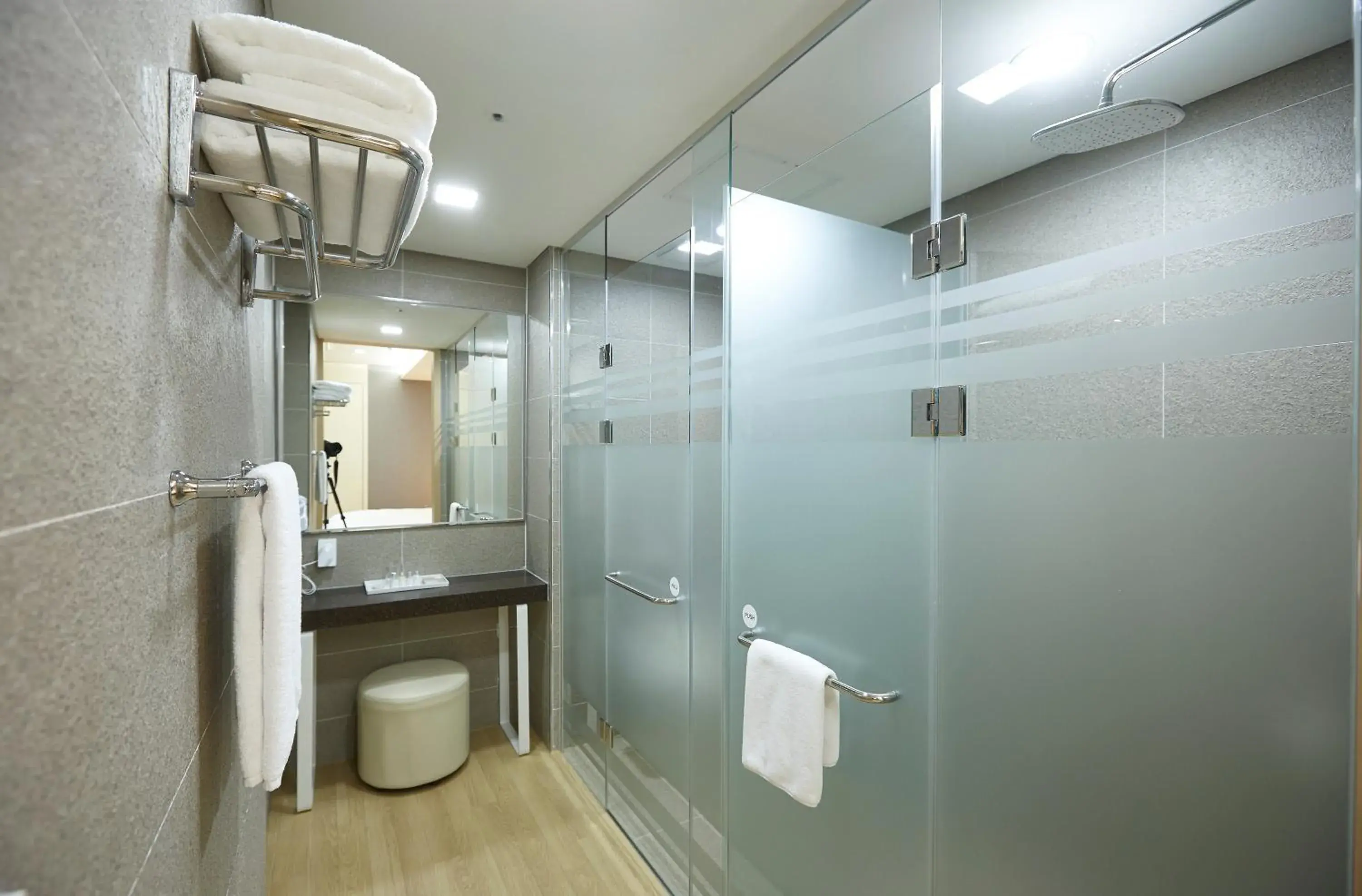 Terrace Suite Double Room in Pyeongchang The White Hotel Terrace Suite Double Room in Pyeongchang The White Hotel