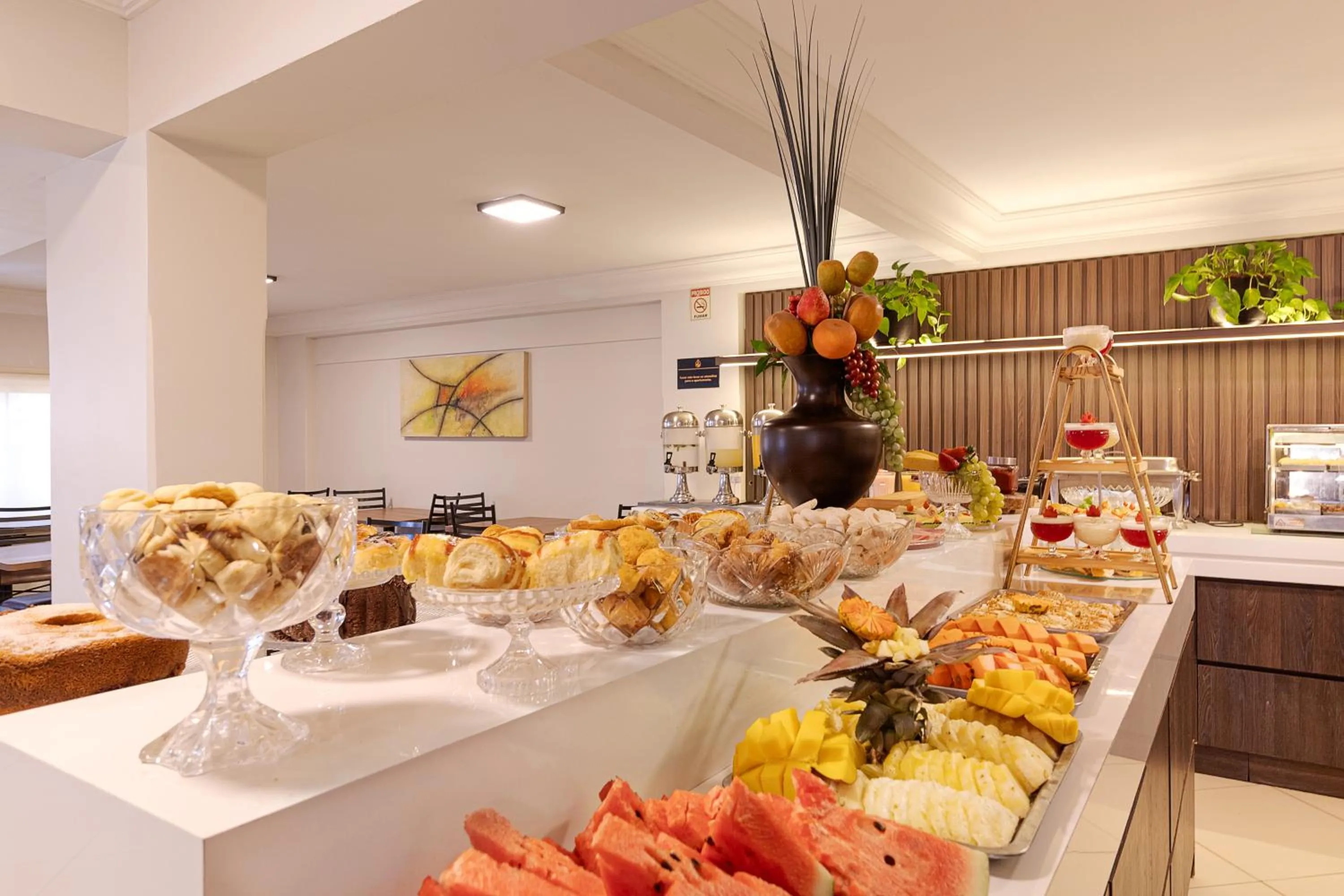 Breakfast in Havana Palace Hotel