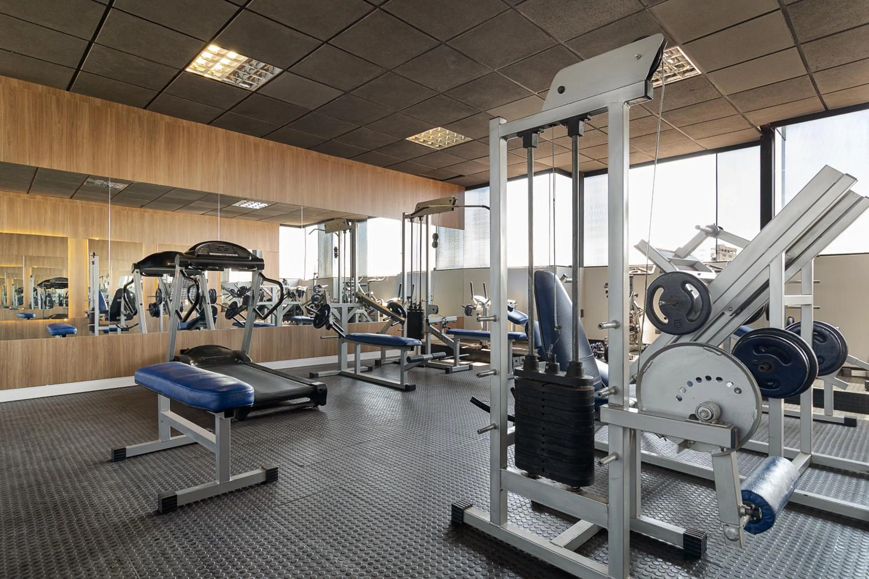 Fitness centre/facilities in Havana Palace Hotel