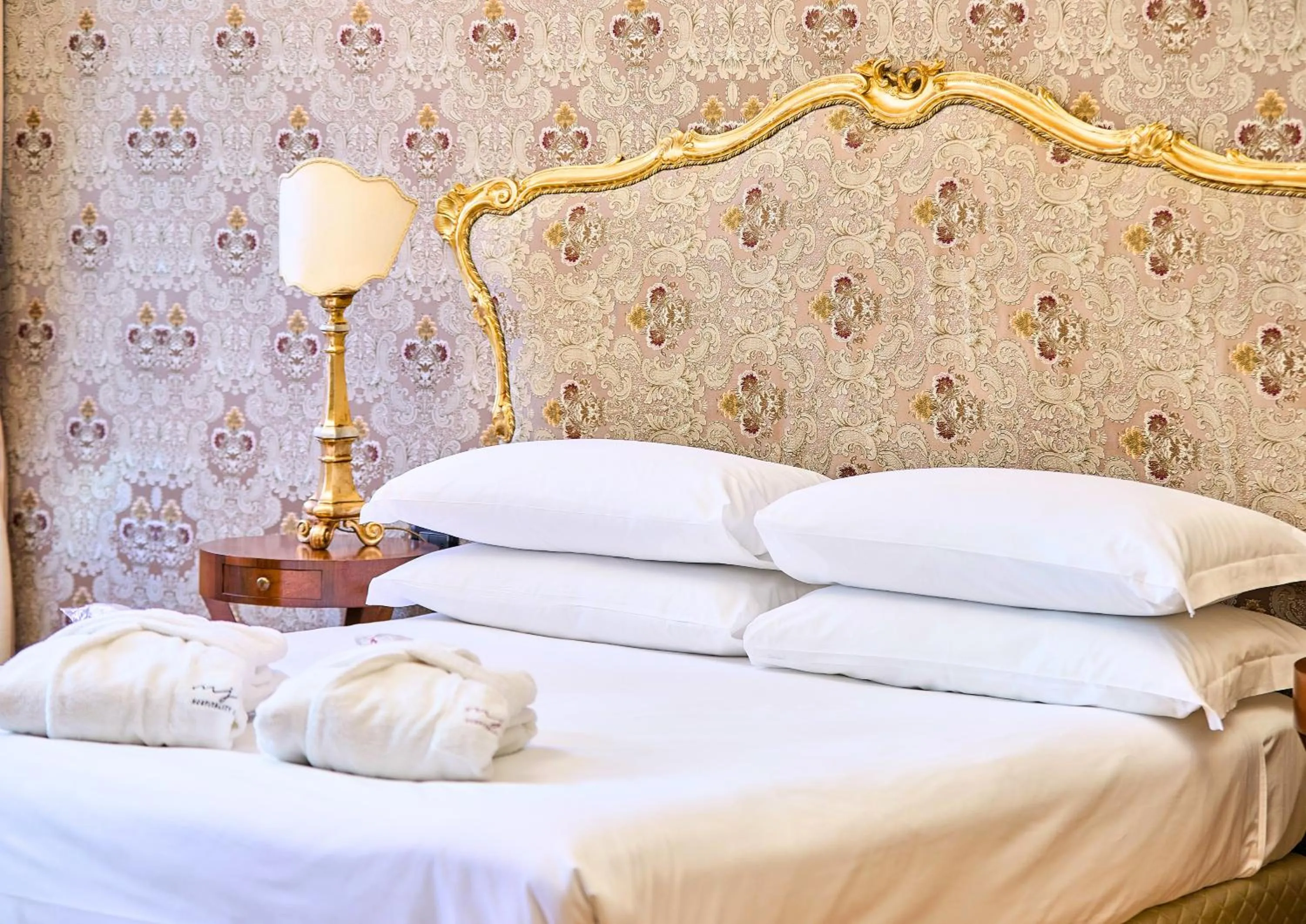 Bedroom, Bed in Ai Cherubini