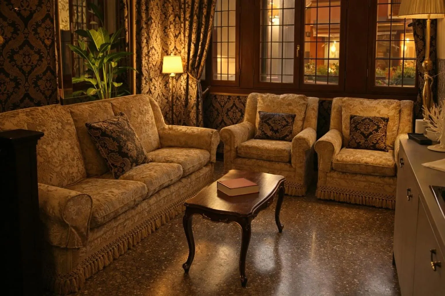 Communal lounge/ TV room in Ai Cherubini