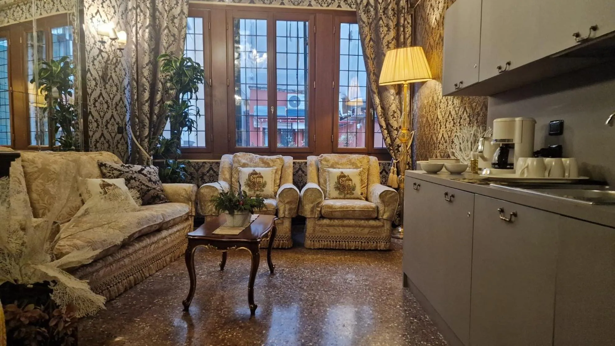 Seating area in Ai Cherubini