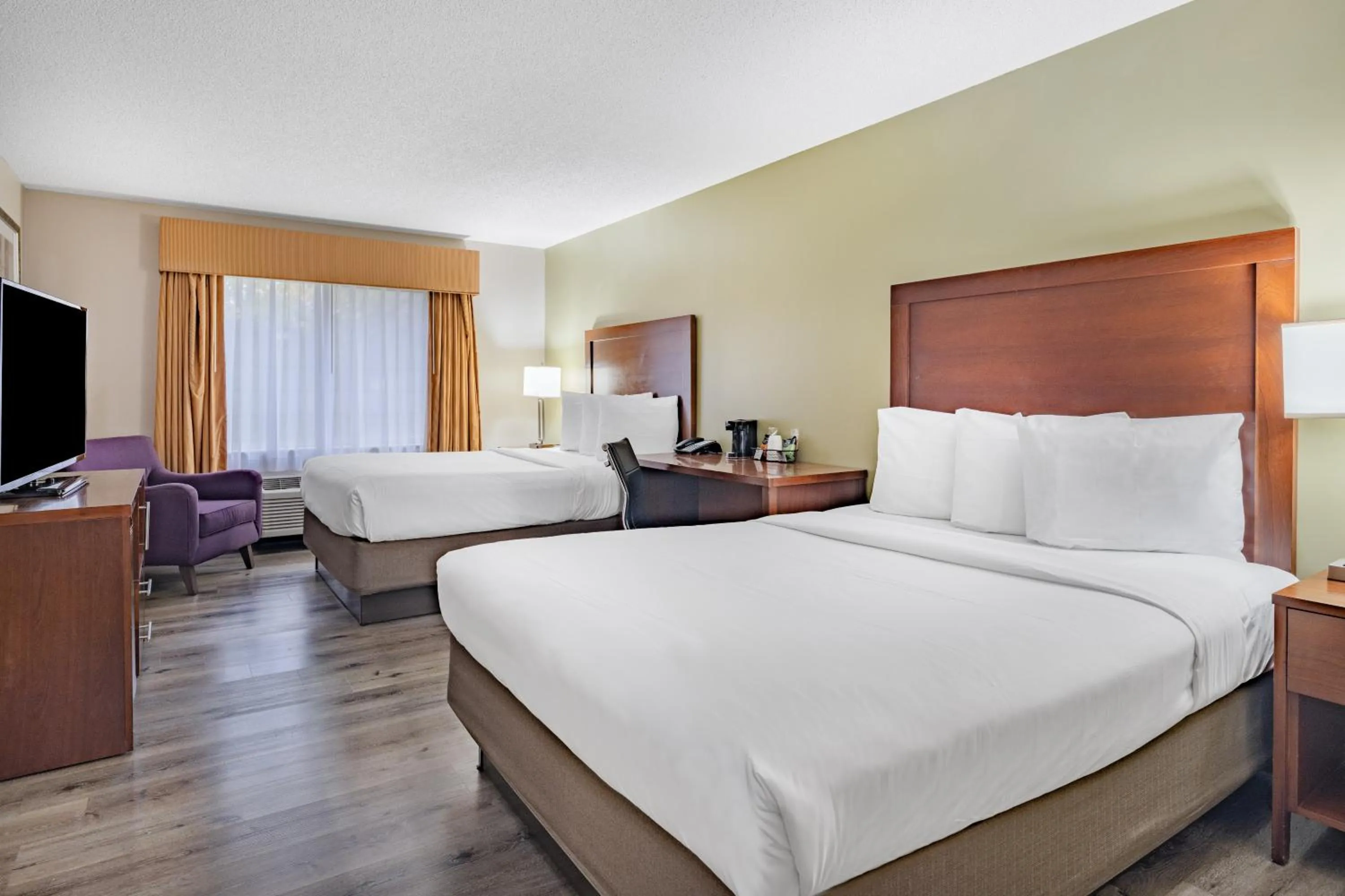 Bed in Baymont by Wyndham Gurnee