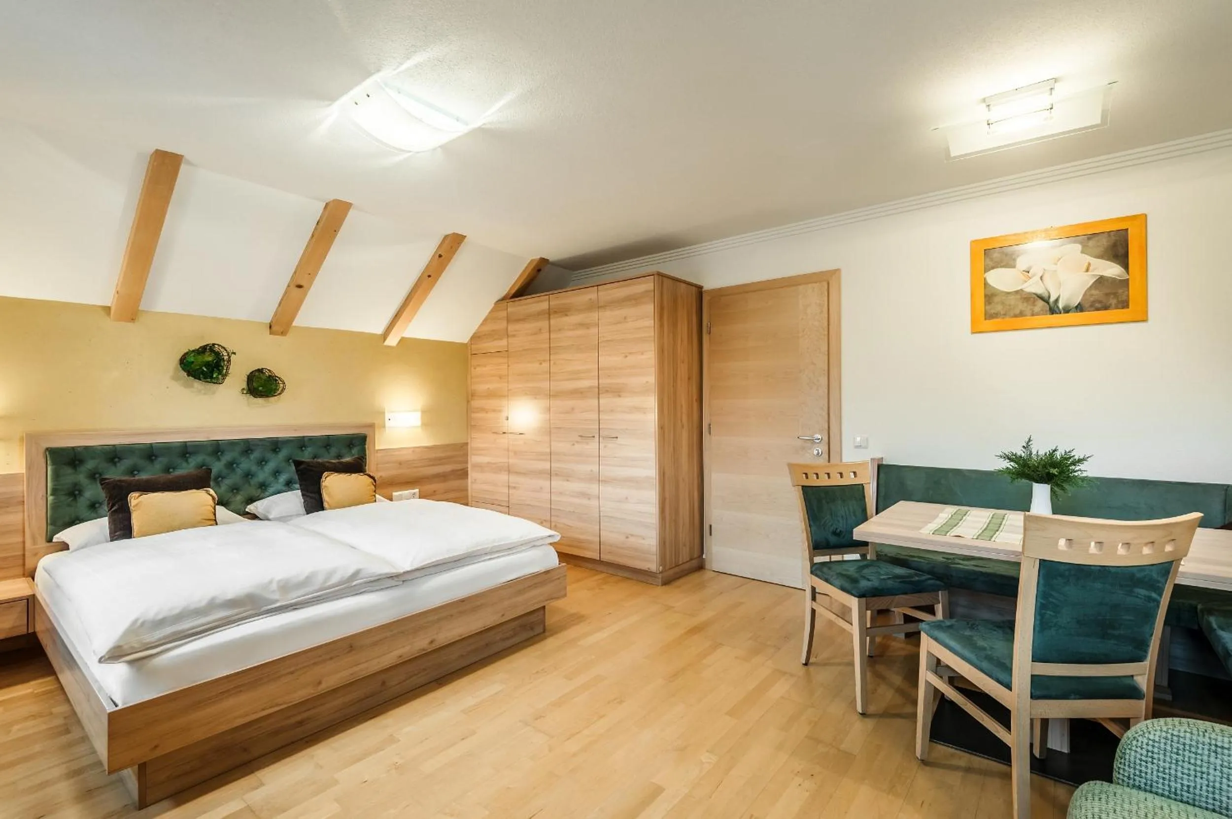 Photo of the whole room, Bed in Taela Apartments