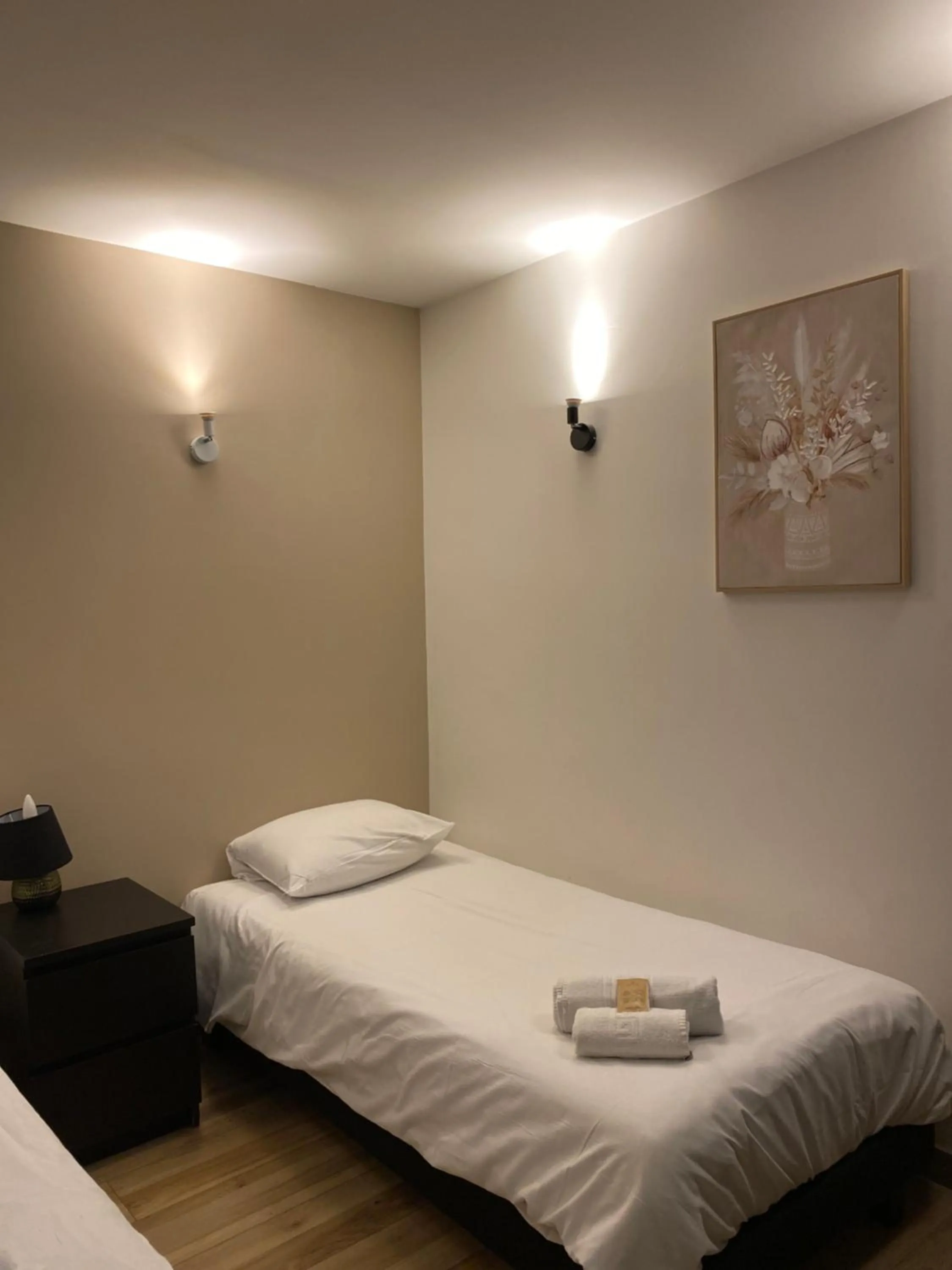 Bed in Hôtel des Beaux Arts