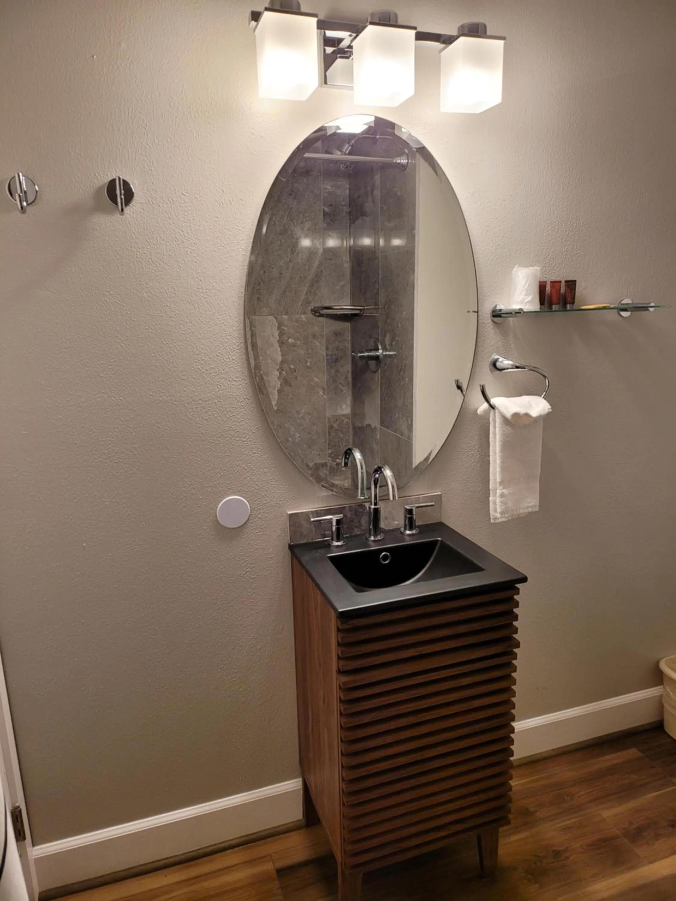 Bathroom in Bridge Street Inn