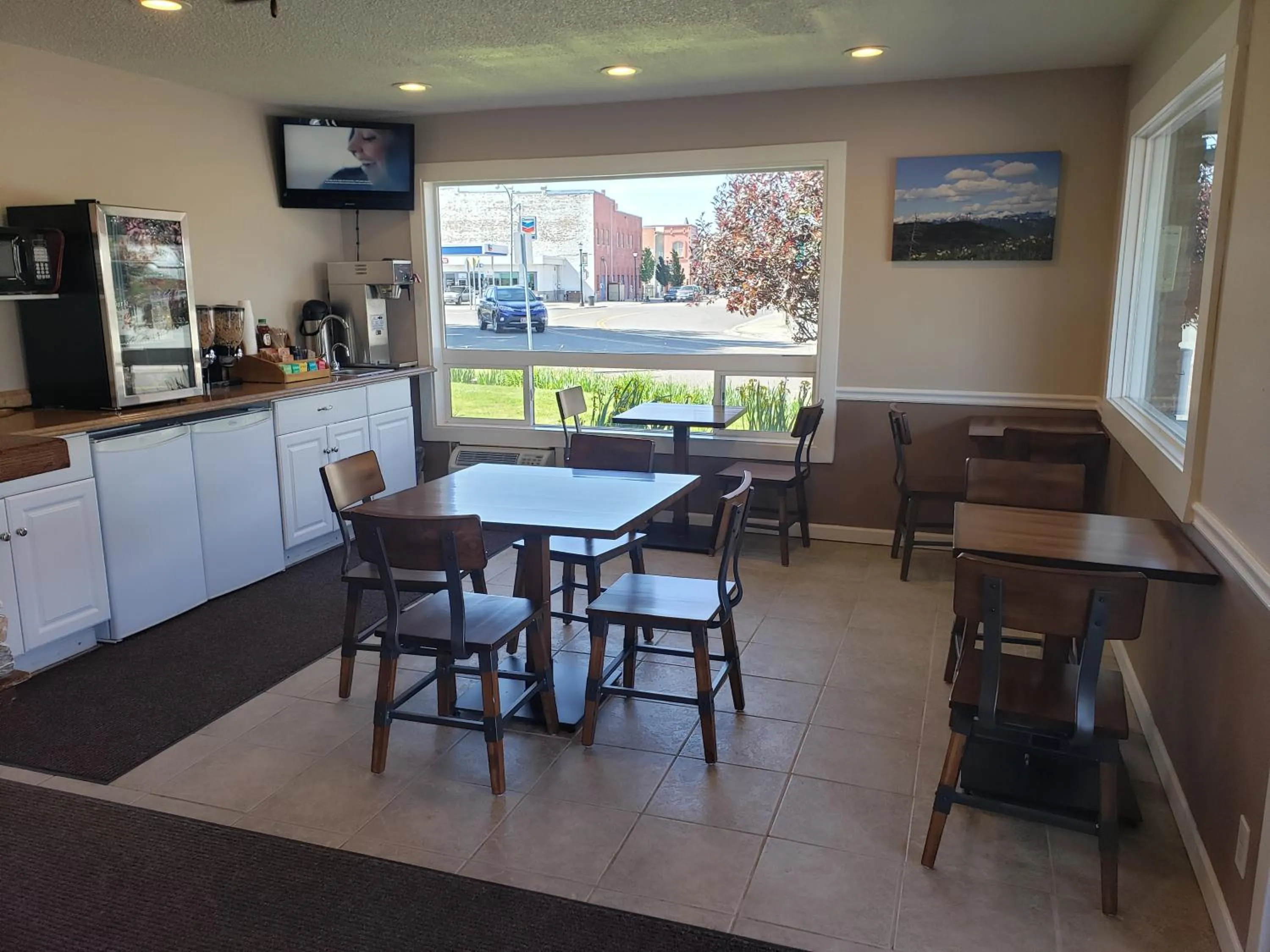 Dining area in Bridge Street Inn