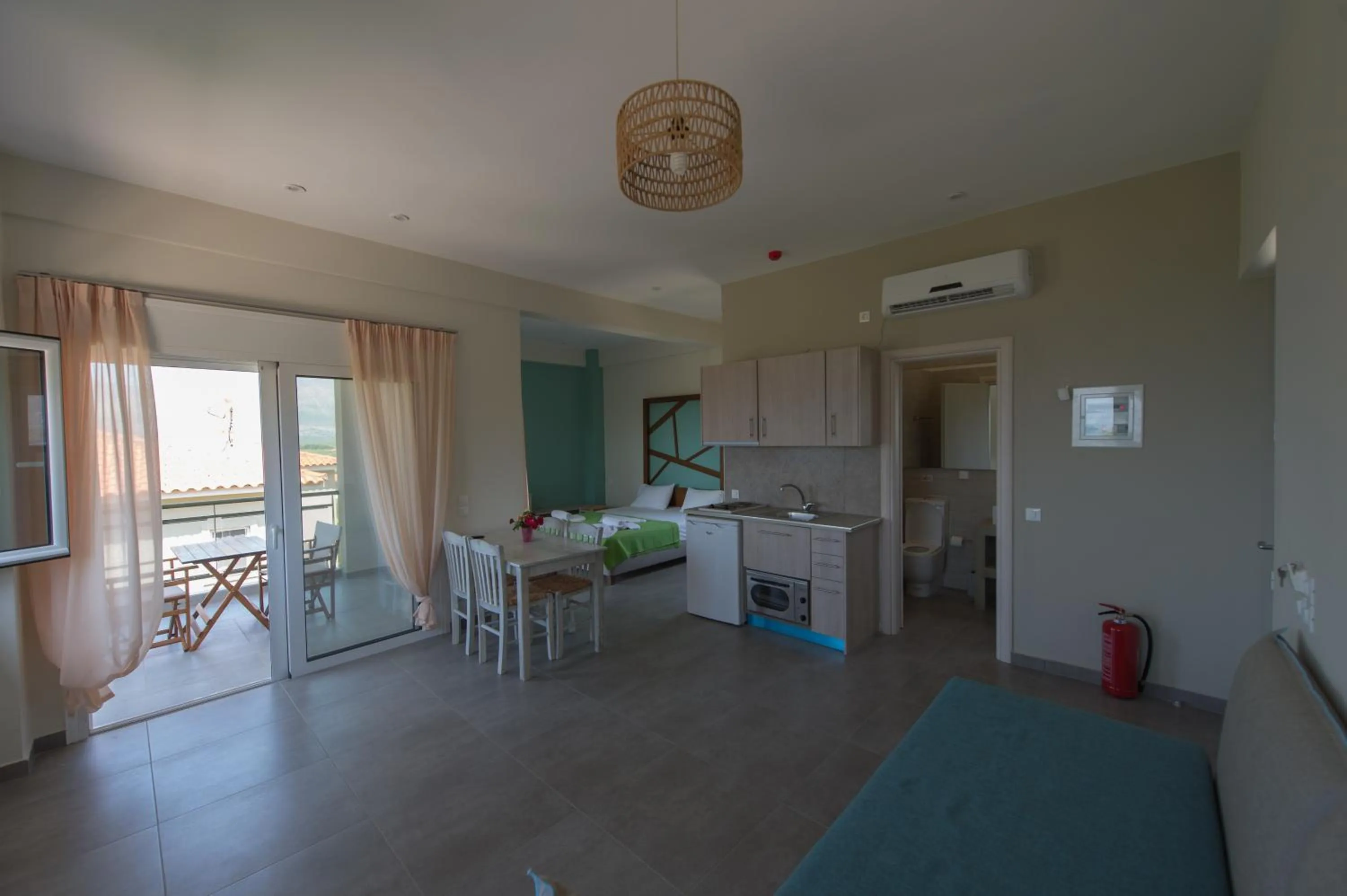 Bathroom, Bed in Thesmos Village