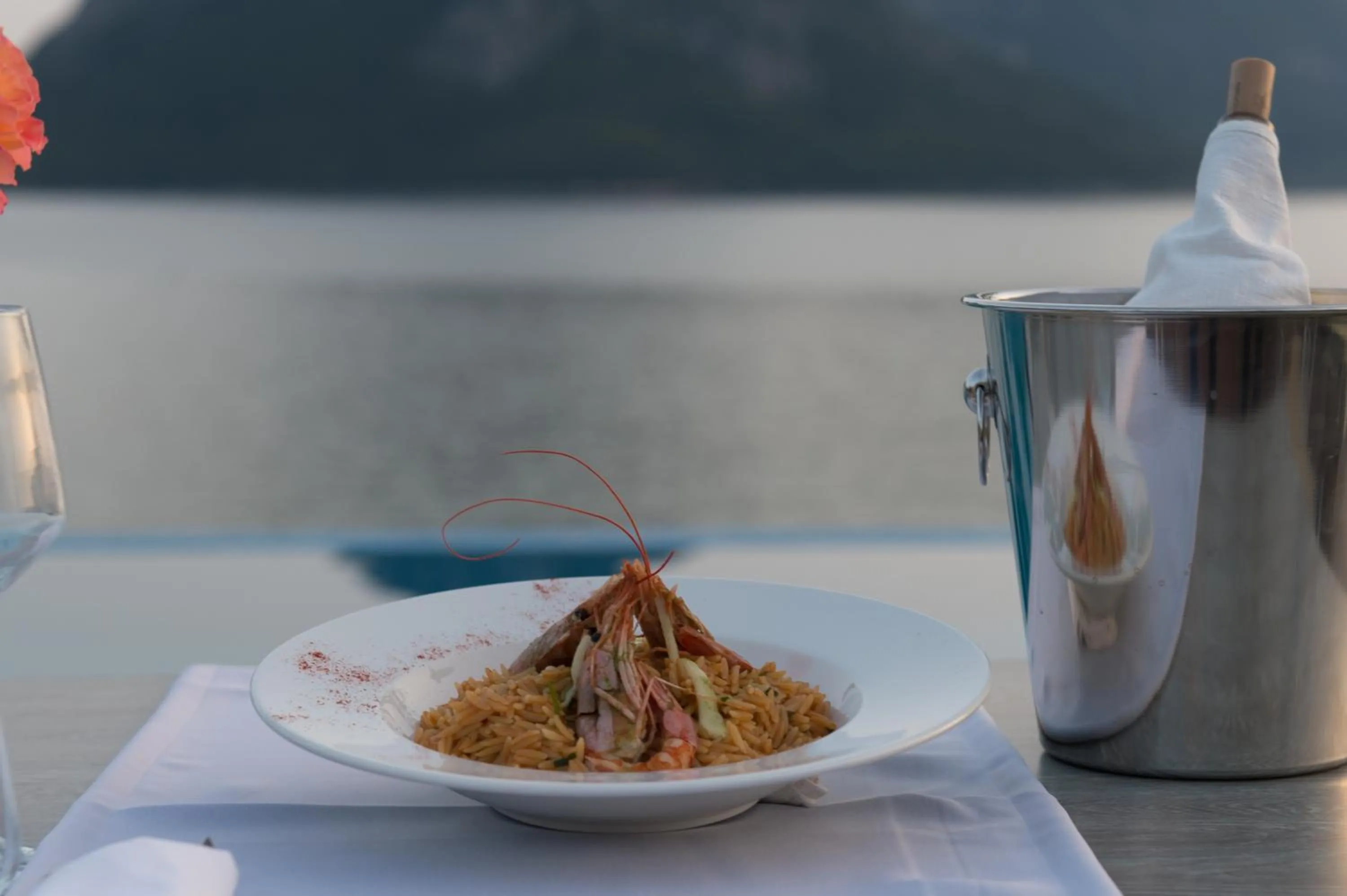 Restaurant/places to eat in Thesmos Village