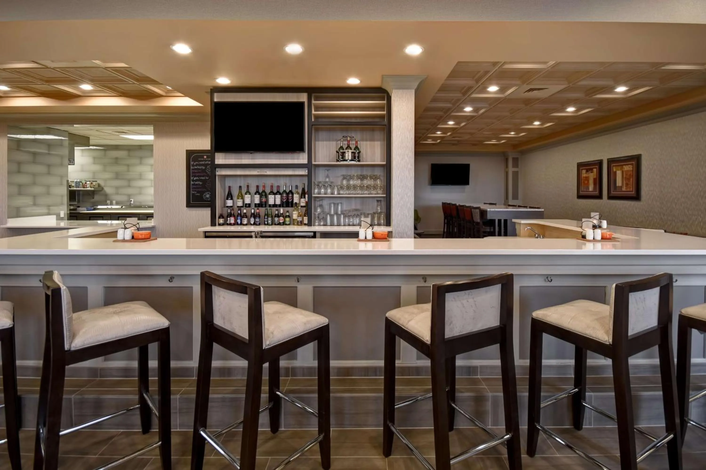 Lounge or bar in Hilton Garden Inn Twin Falls