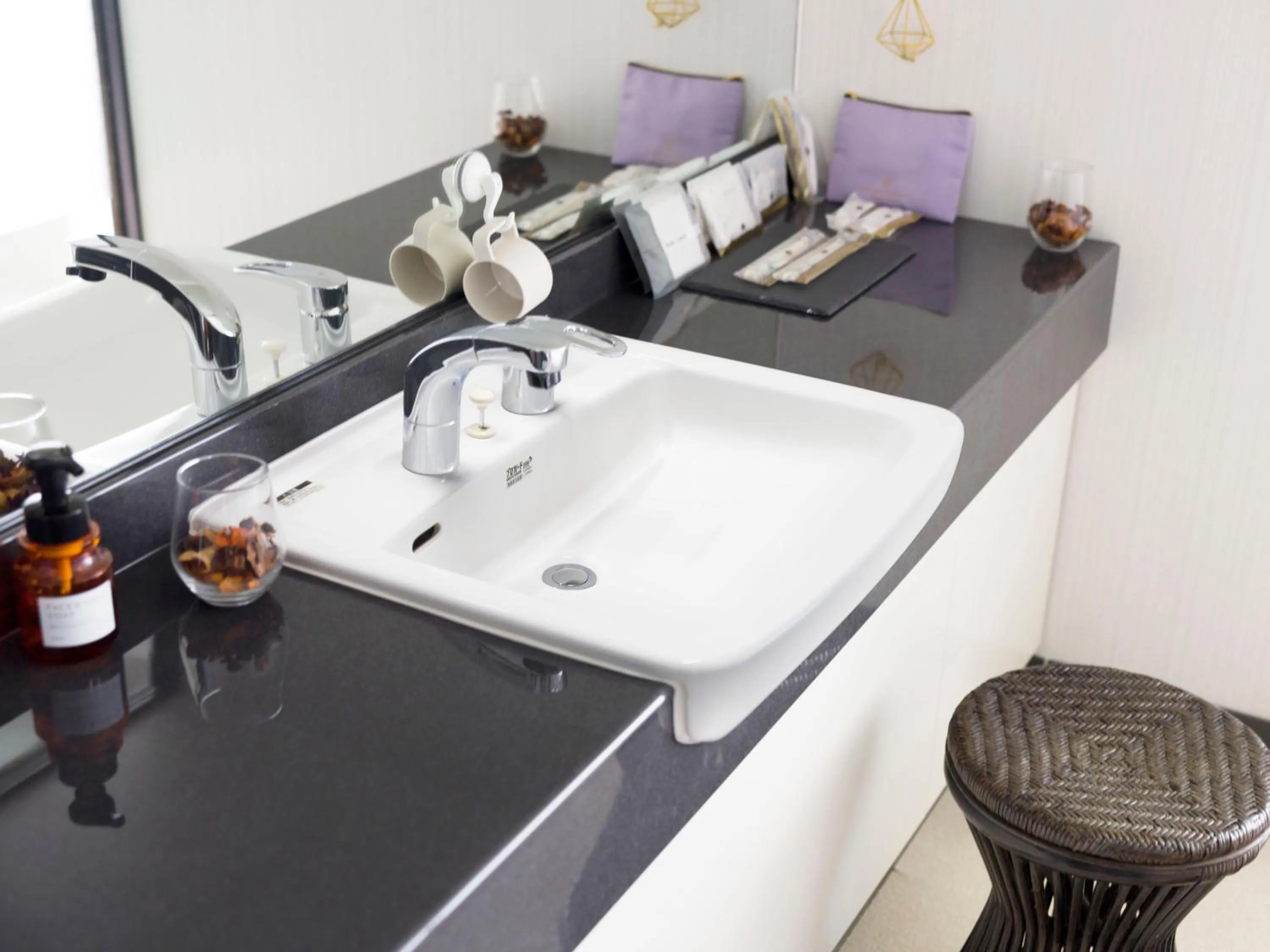 Area and facilities in Mujuan