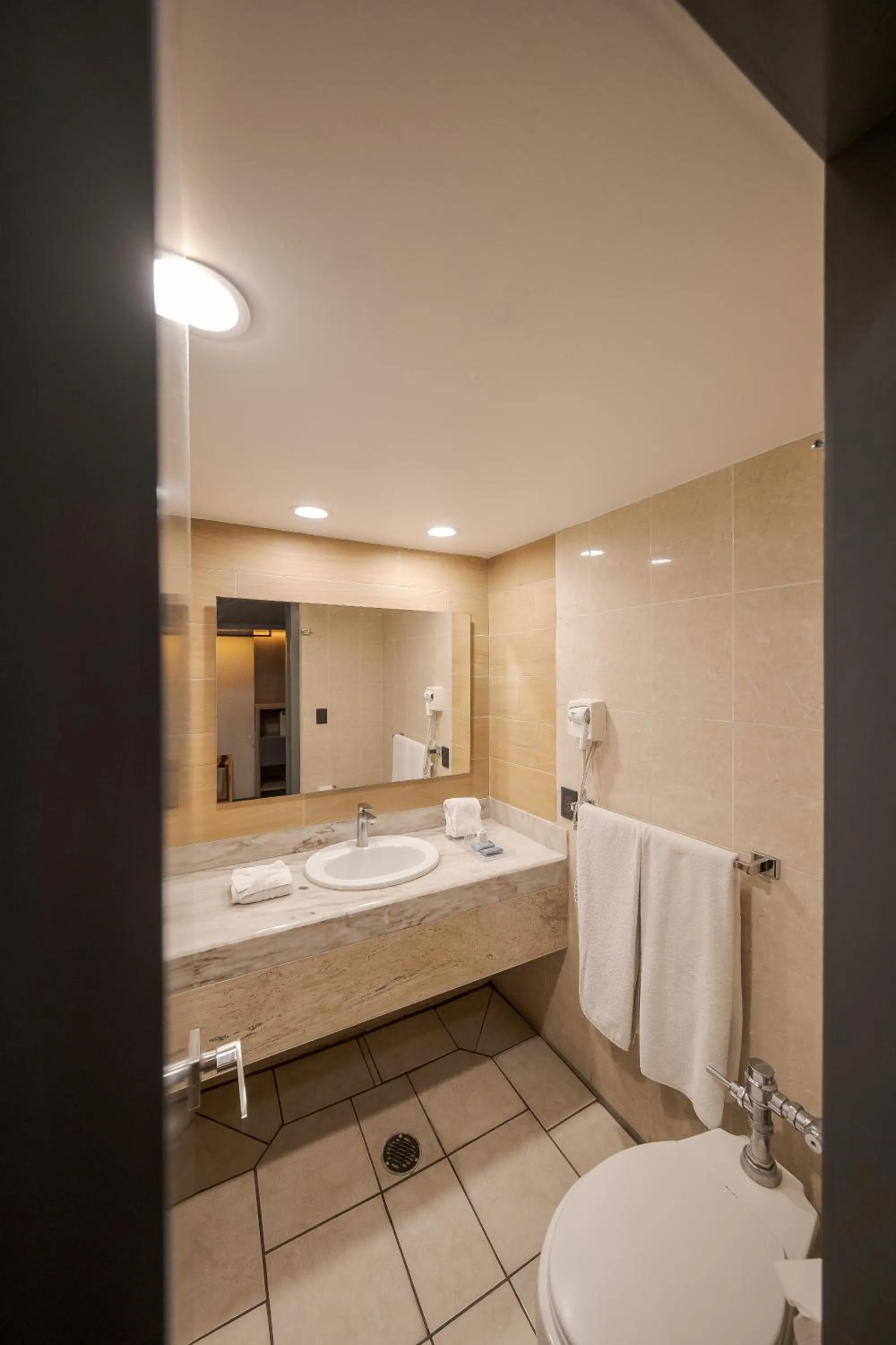 Bathroom in Hotel Malibu