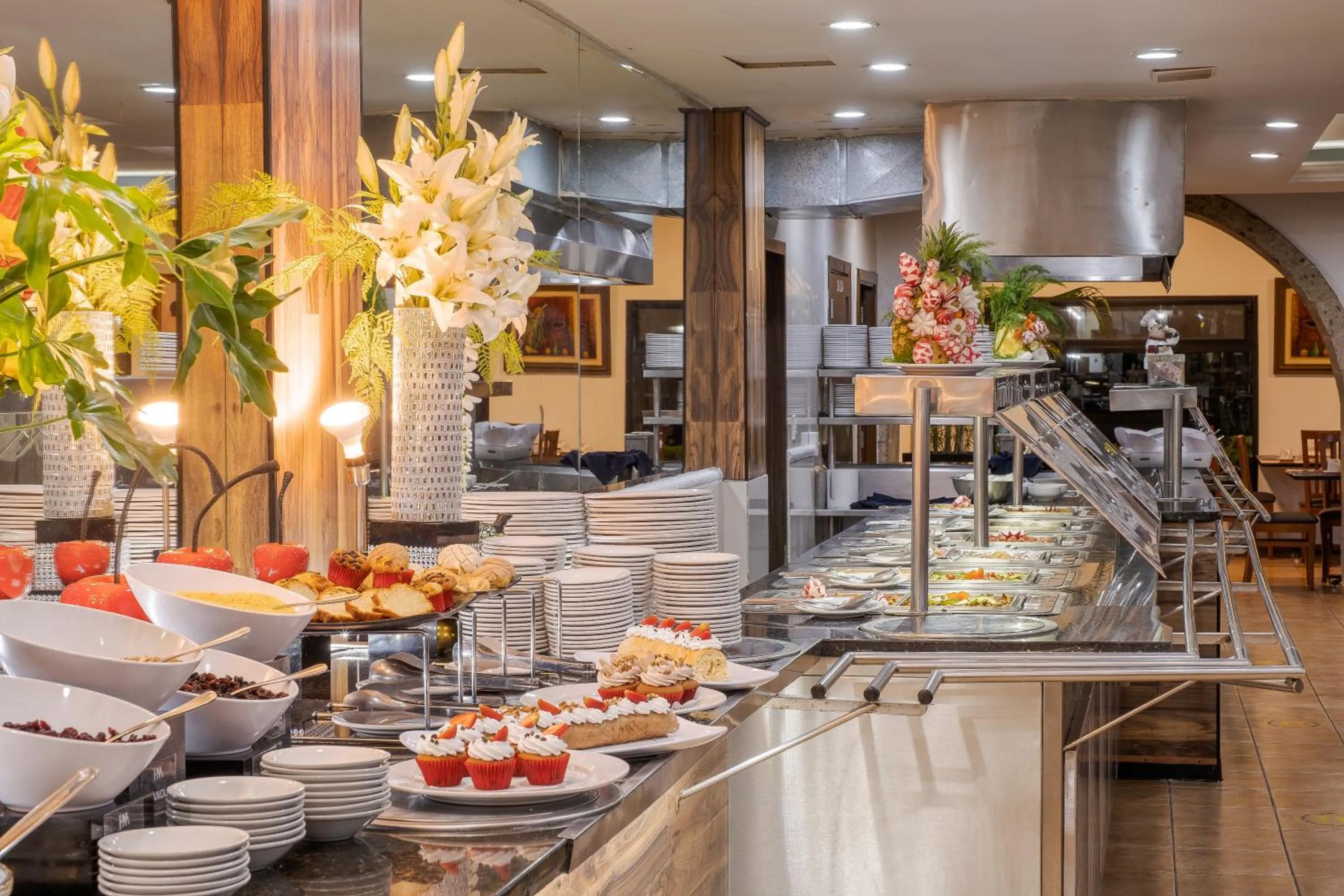 Restaurant/places to eat in Hotel Malibu