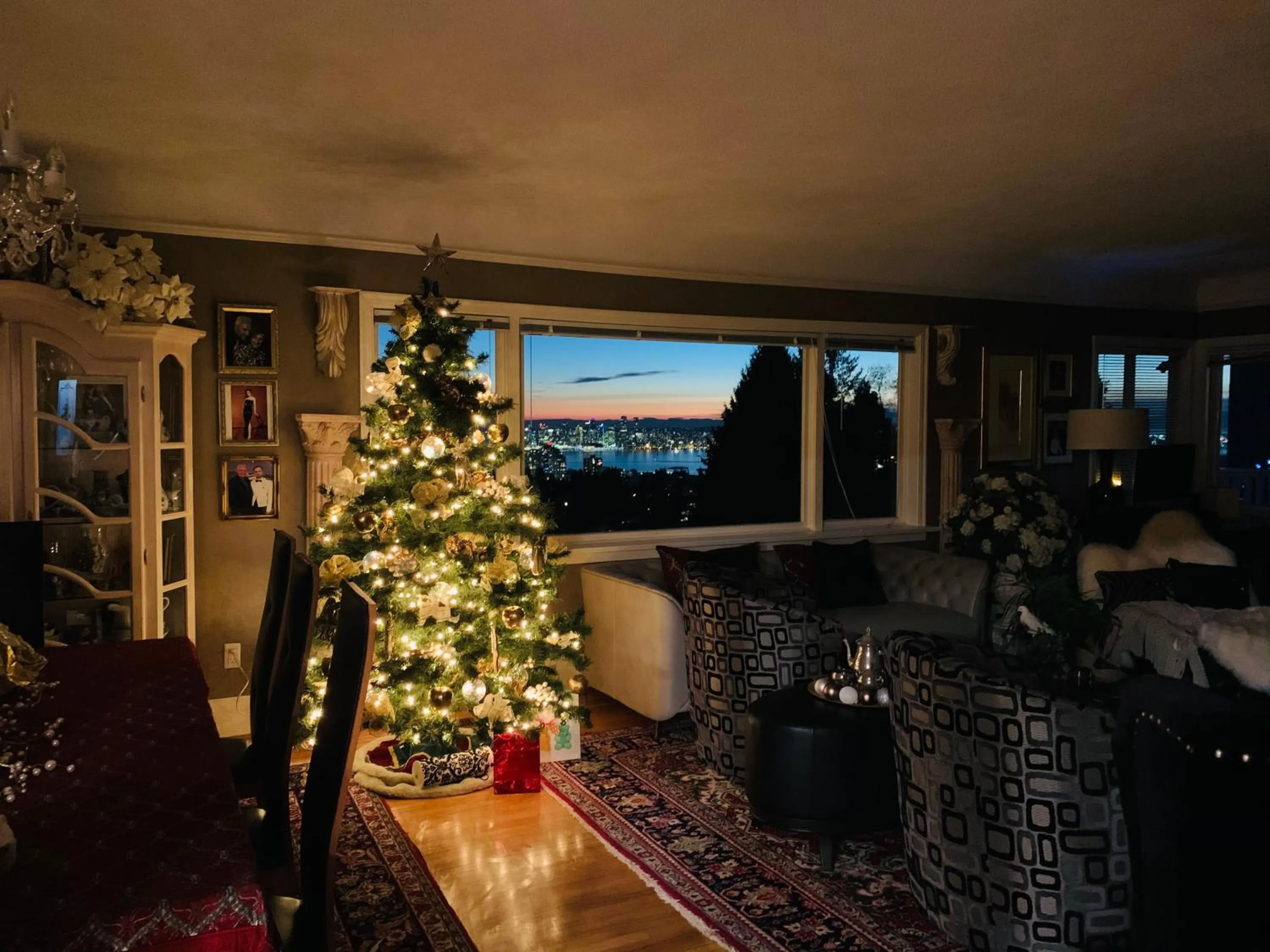 Toilet in Crystal's View Bed & Breakfast