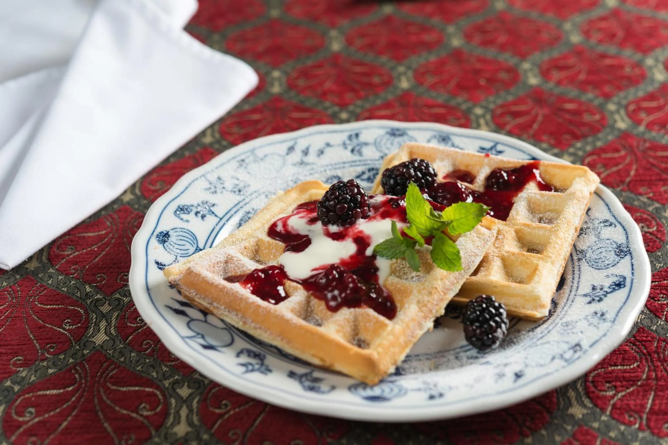 Breakfast in Crystal's View Bed & Breakfast