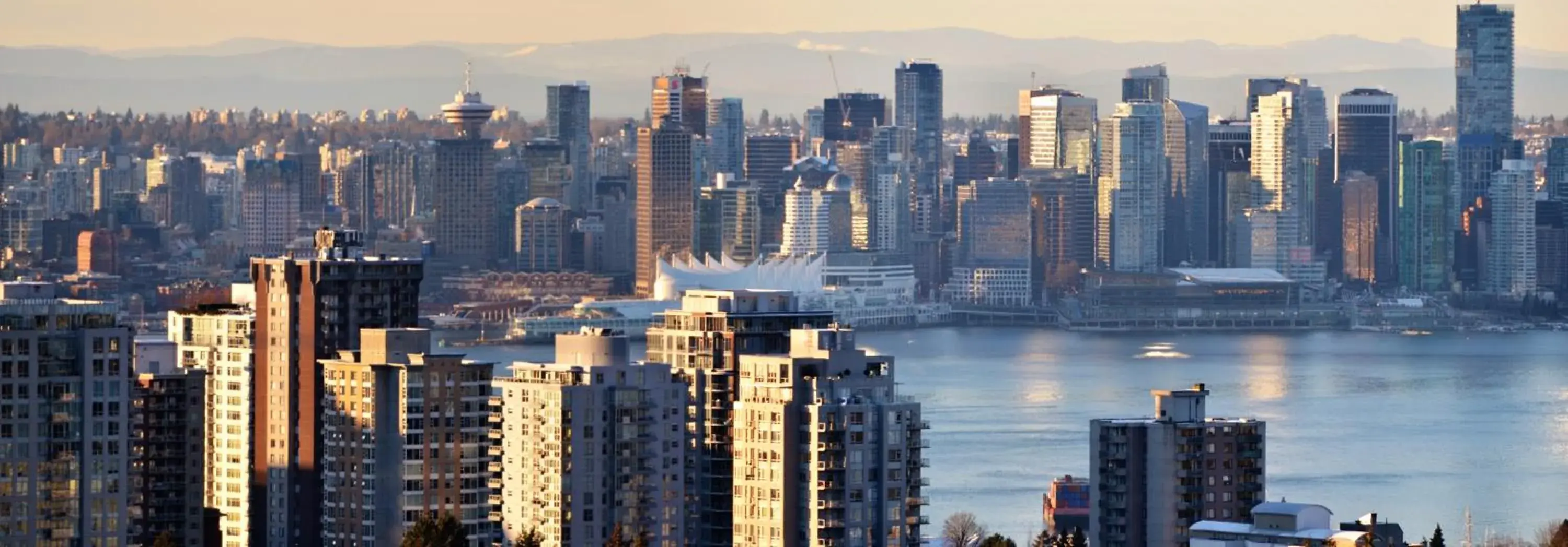 Deluxe Queen Suite with Ocean View in Crystal's View Bed & Breakfast Deluxe Queen Suite with Ocean View in Crystal's View Bed & Breakfast