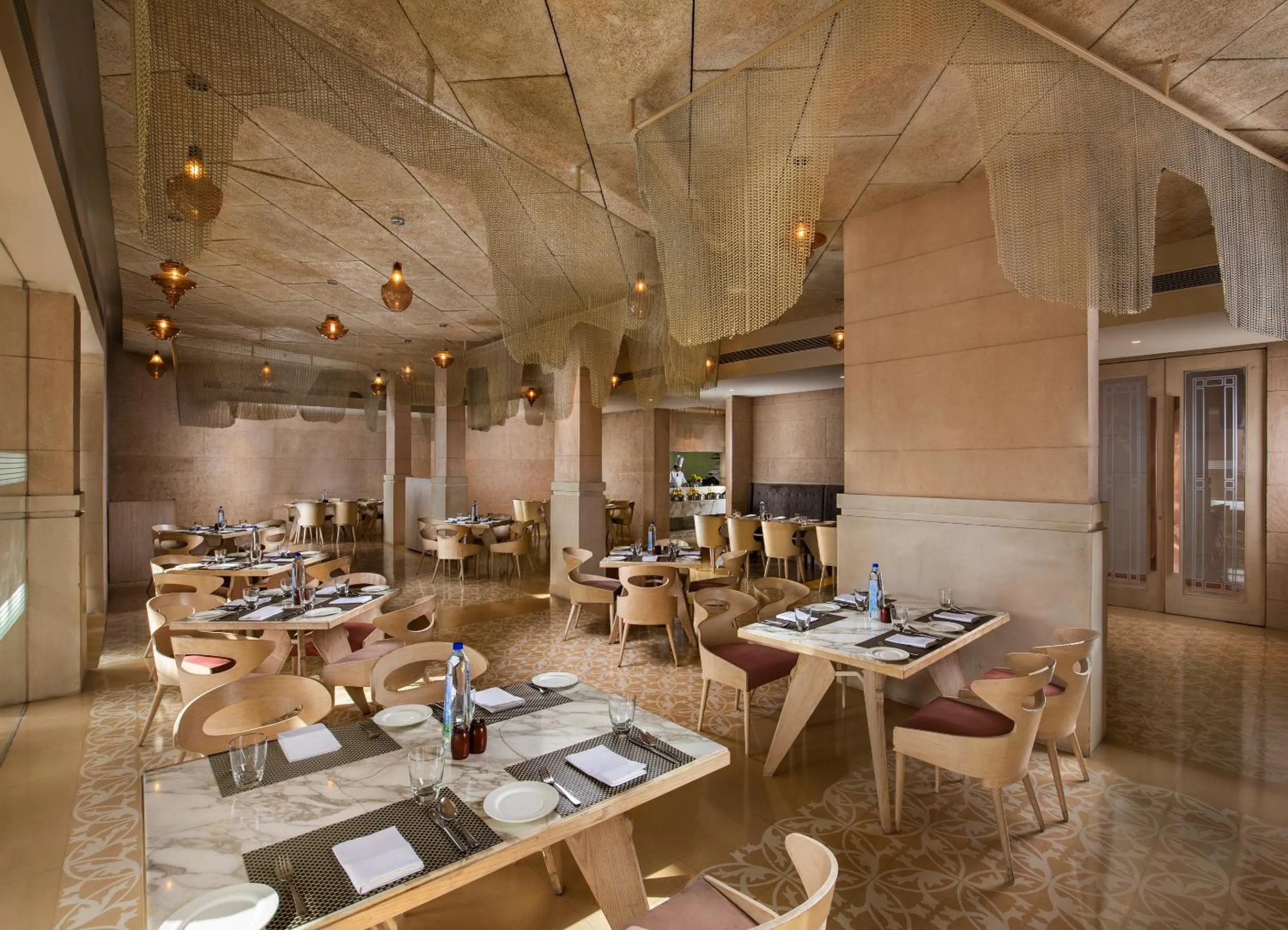 Restaurant/places to eat in Sarovar Premiere Jaipur