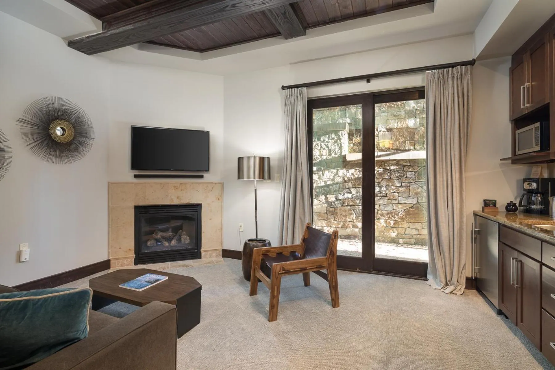 Lounge or bar in Lumiere by Dunton