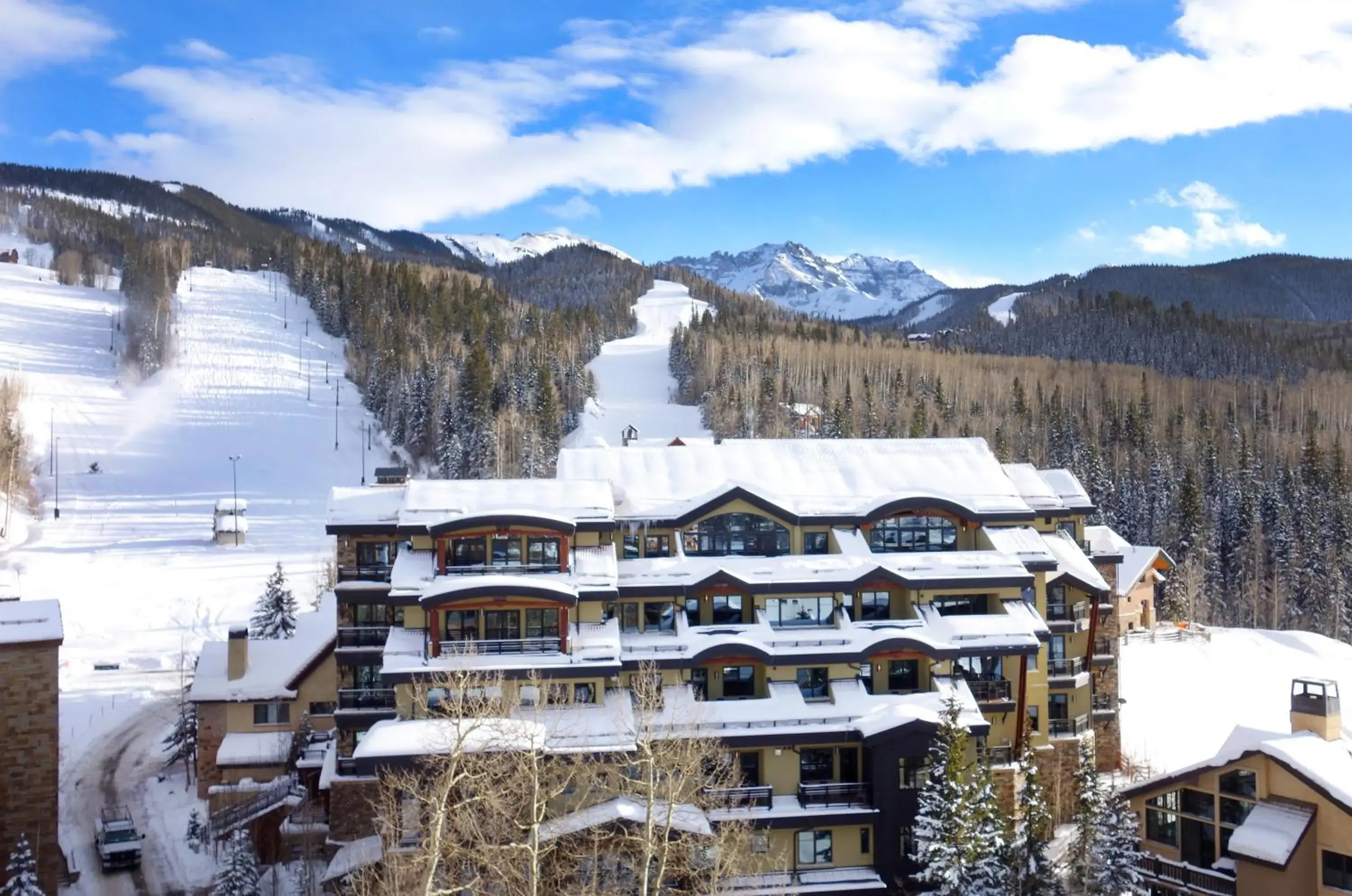 Lumiere by Dunton Lumiere by Dunton