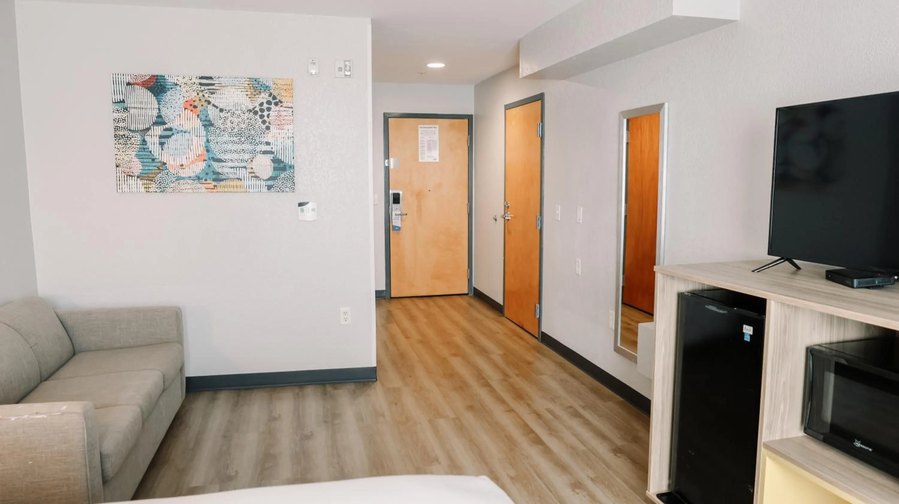 Bedroom in Microtel Inn & Suites by Wyndham Gulf Shores