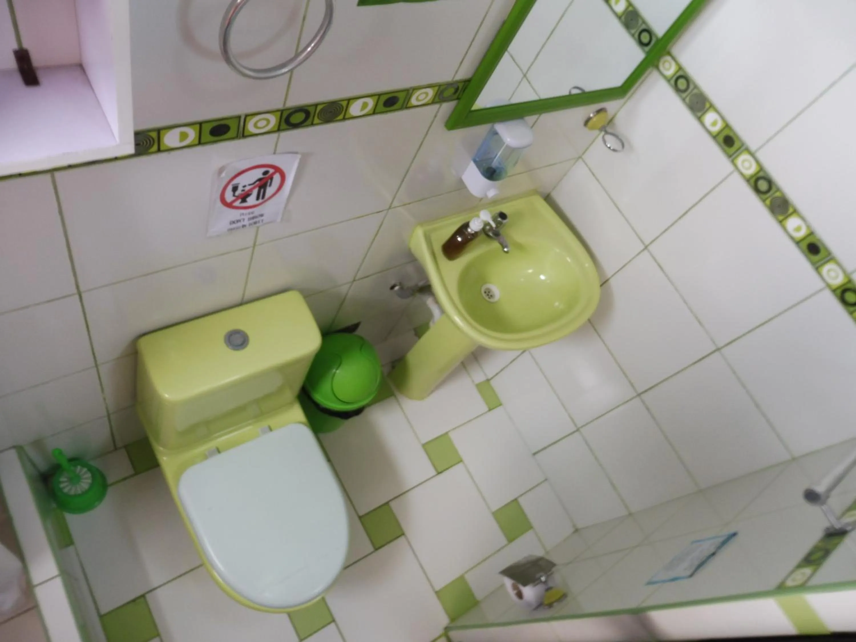 Bathroom in Paypurix Hostel Lima Airport