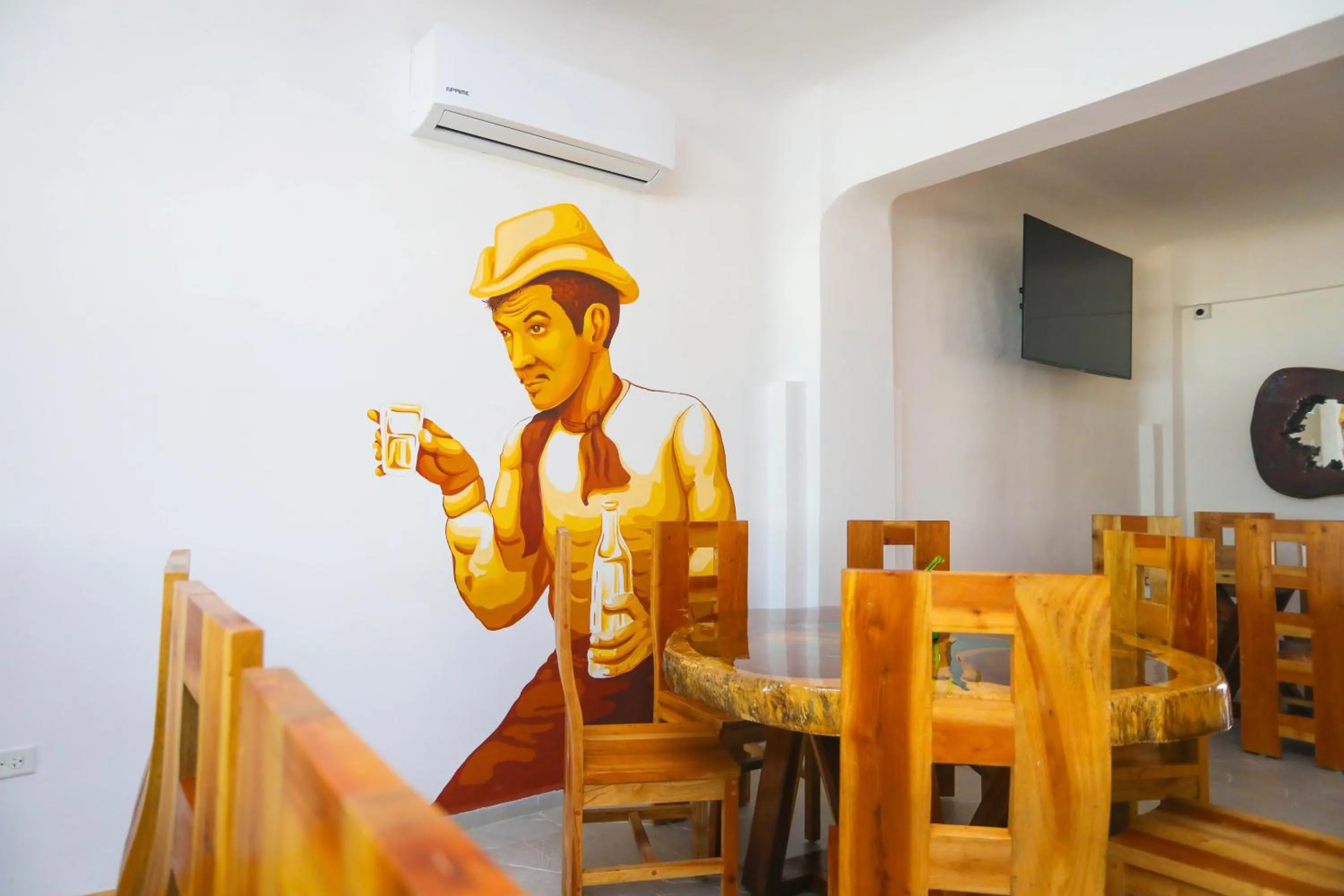 Restaurant/places to eat in Hotel Maria de Lourdes