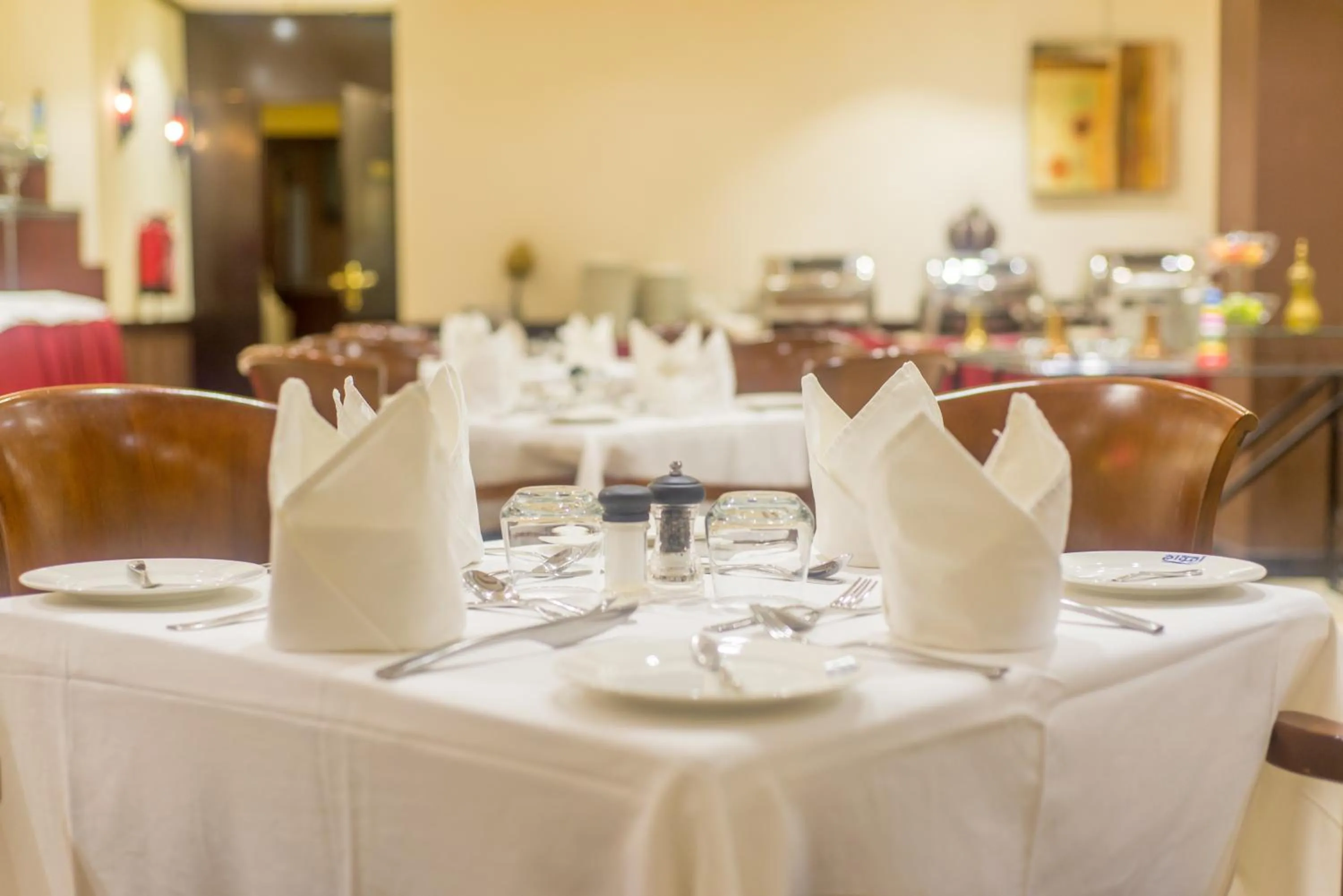 Restaurant/places to eat in Caesar Hotel